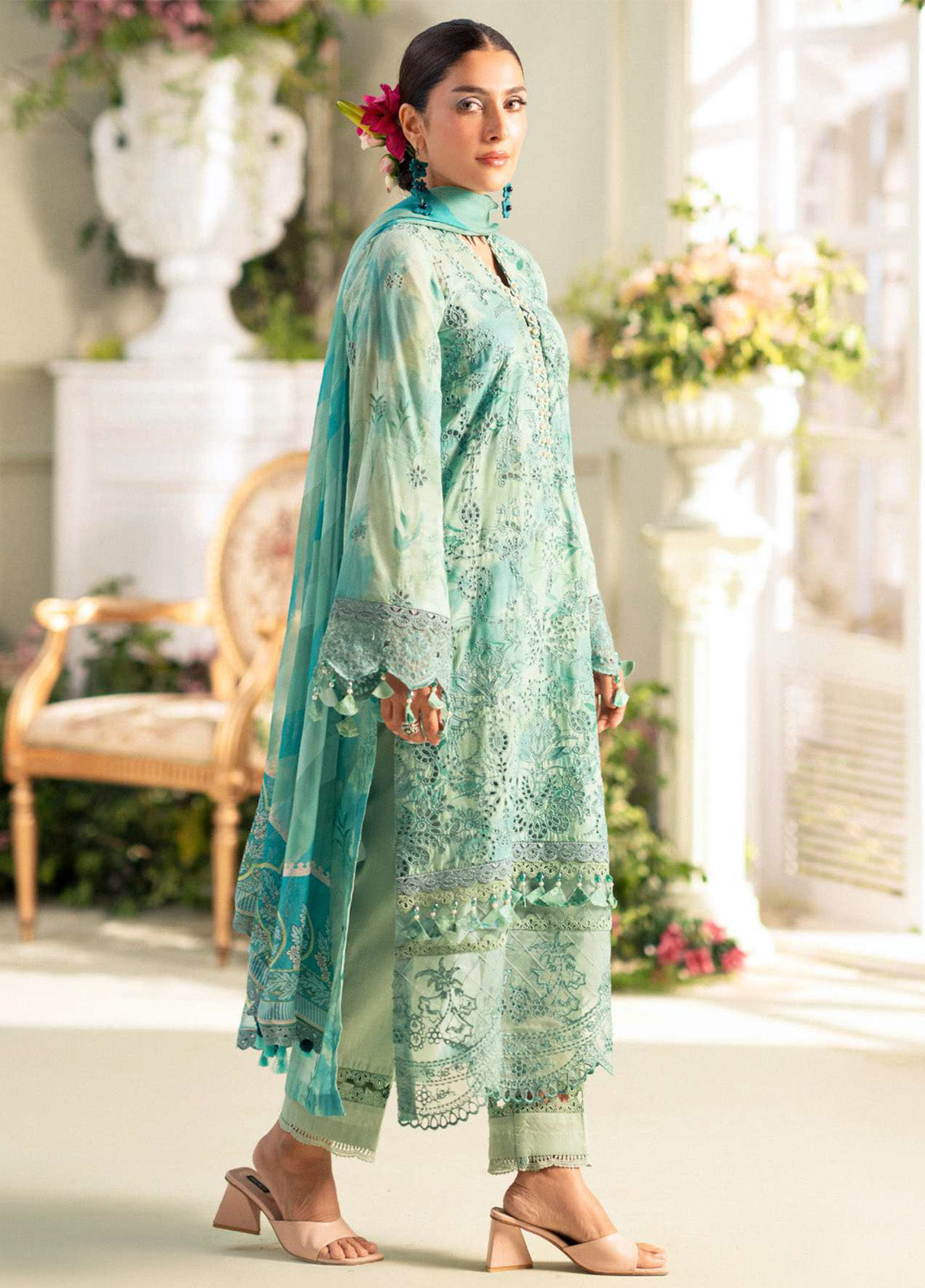 Amal by Motifz Embroidered Lawn Suits Unstitched 3 Piece - MT25AEL 5430 IRIS Amal by Motifz Embroidered Lawn Suits Unstitched 3 Piece - MT25AEL 5430 IRIS