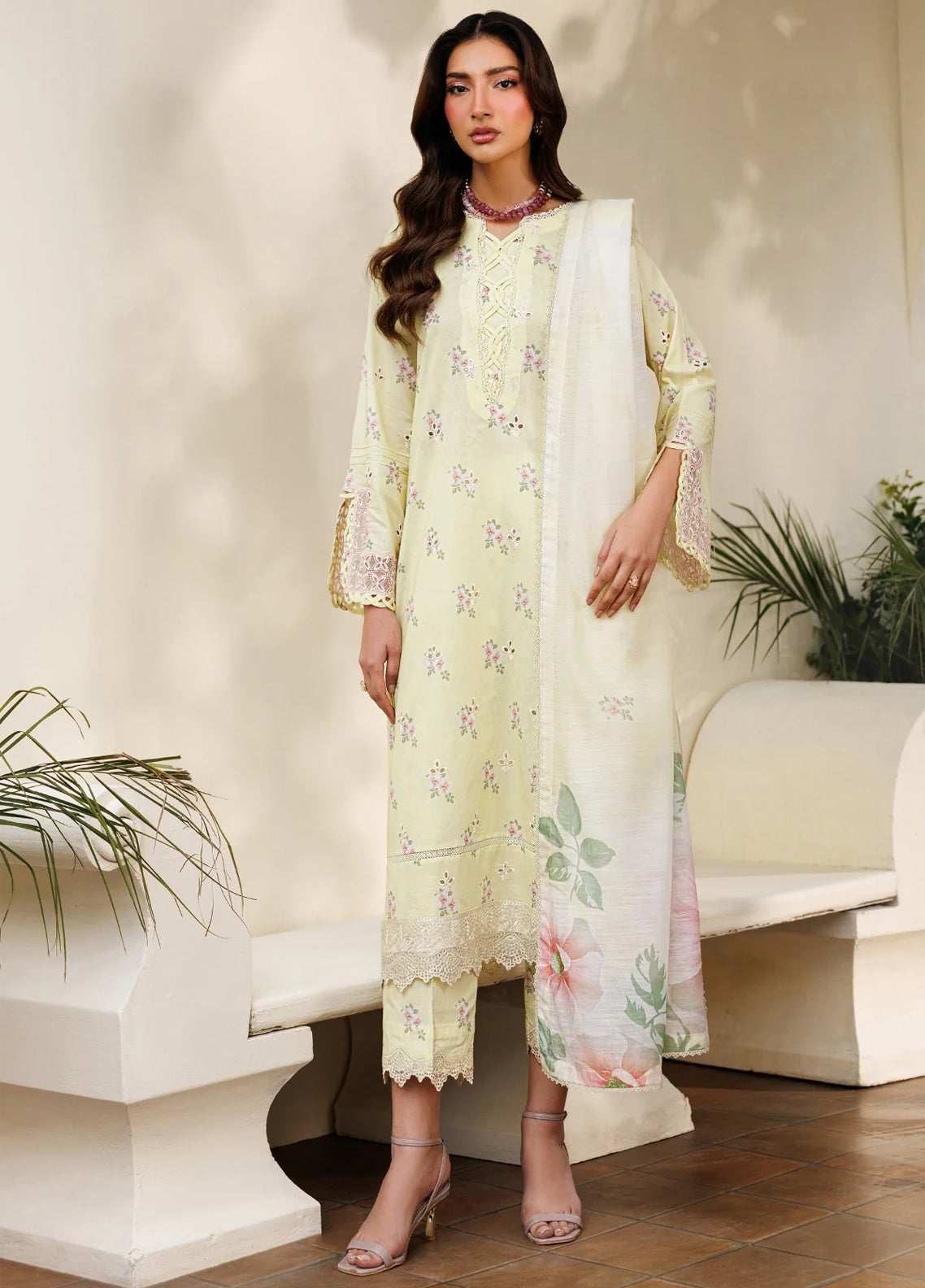 Amani By Zarif Embroidered Lawn 3 Piece Stitched Suit ZF25PLV1 D-02 DAAHR Amani By Zarif Embroidered Lawn 3 Piece Stitched Suit ZF25PLV1 D-02 DAAHR