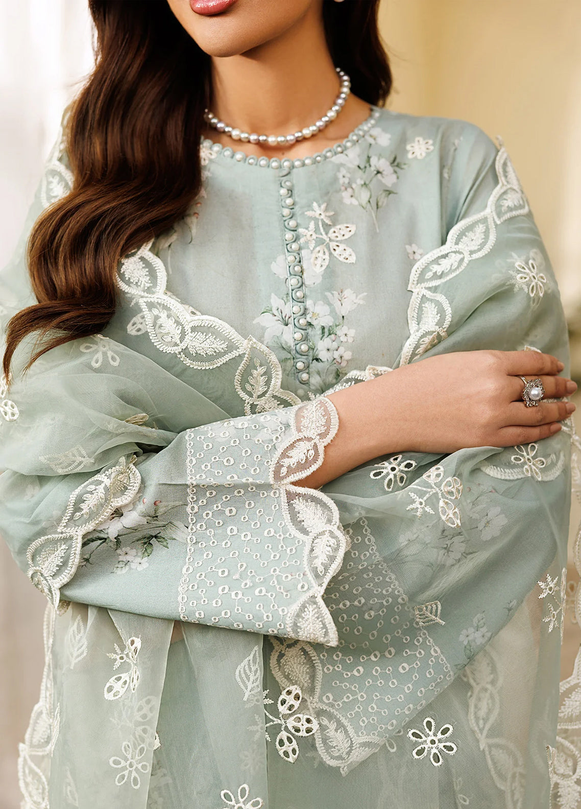 Amani By Zarif Embroidered Lawn 3 Piece Stitched Suit ZF25PLV1 D-06 RAMIH Amani By Zarif Embroidered Lawn 3 Piece Stitched Suit ZF25PLV1 D-06 RAMIH