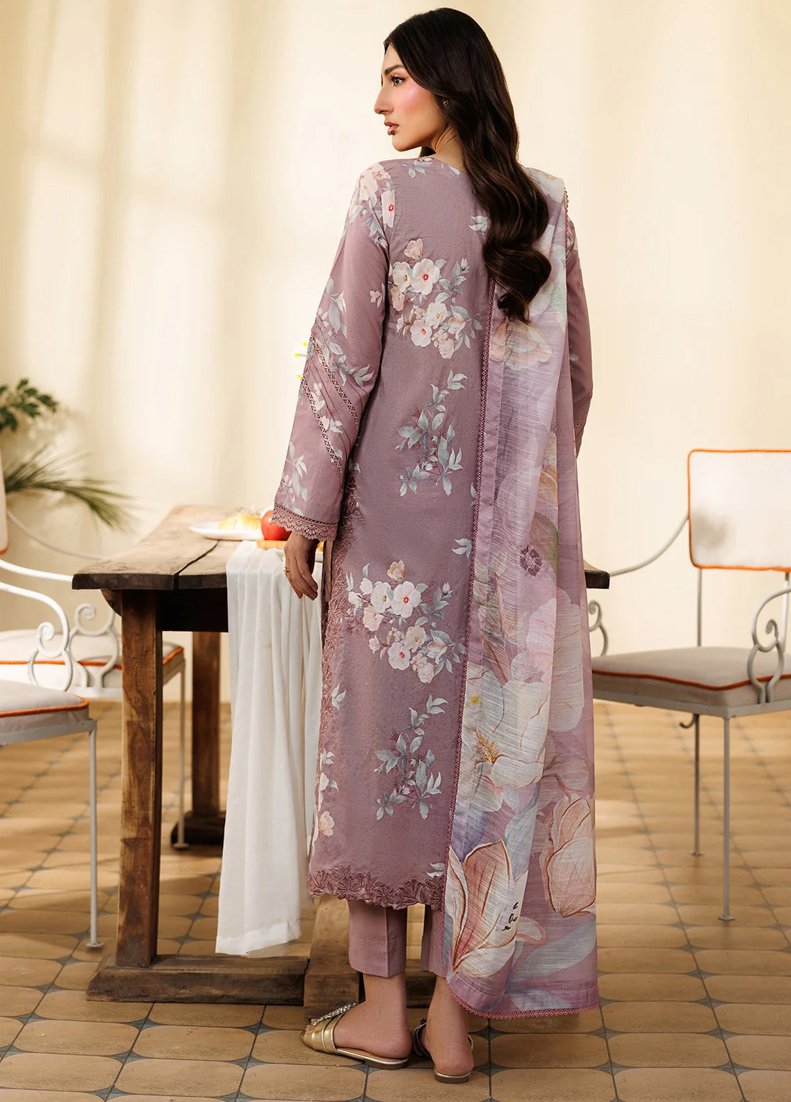 Amani By Zarif Embroidered Lawn 3 Piece Stitched Suit ZF25PLV1 D-07 FIROH Amani By Zarif Embroidered Lawn 3 Piece Stitched Suit ZF25PLV1 D-07 FIROH