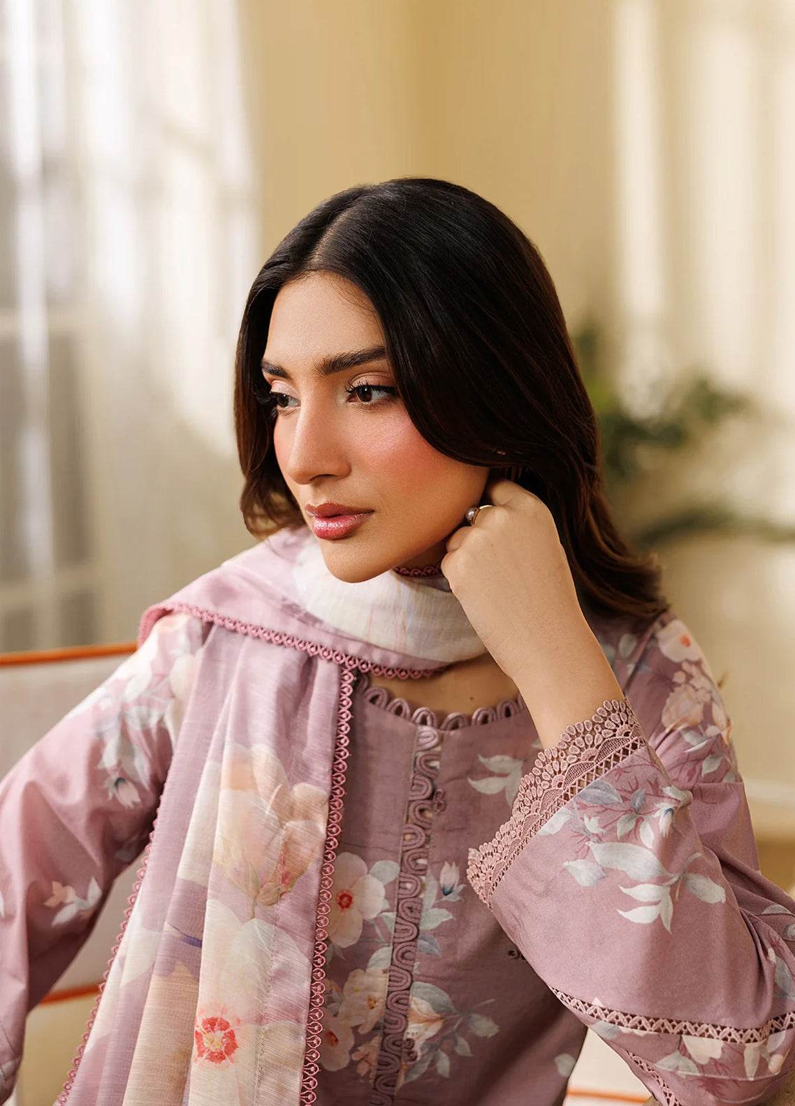 Amani By Zarif Embroidered Lawn 3 Piece Stitched Suit ZF25PLV1 D-07 FIROH Amani By Zarif Embroidered Lawn 3 Piece Stitched Suit ZF25PLV1 D-07 FIROH