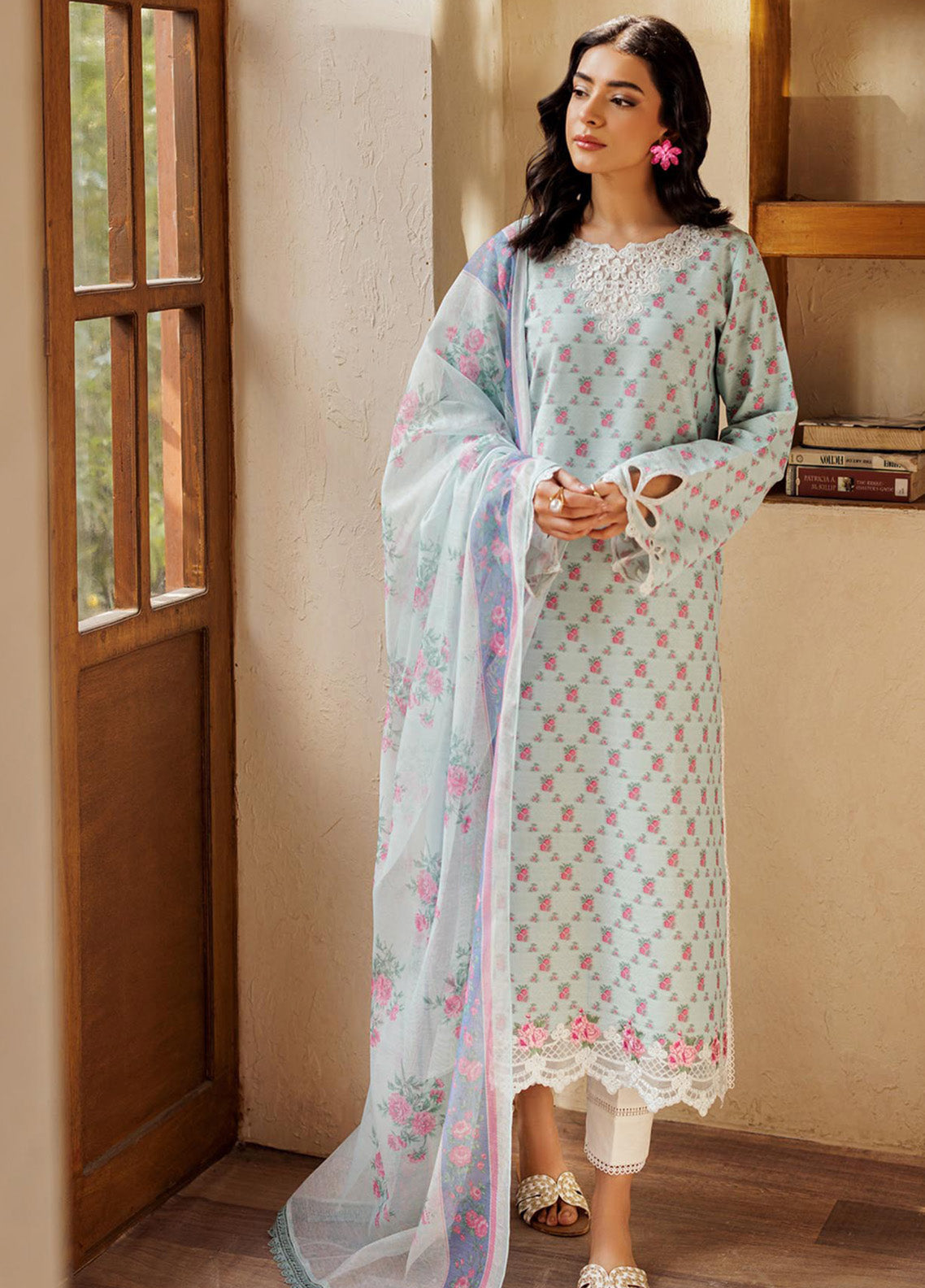 Amari by RajBari Embroidered Jacquard Lawn Suits Unstitched 3 Piece - RB25AHJ 02 Amari by RajBari Embroidered Jacquard Lawn Suits Unstitched 3 Piece - RB25AHJ 02