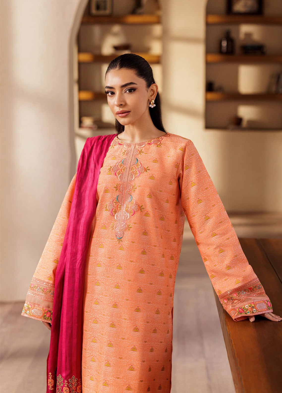 Amari by RajBari Embroidered Jacquard Lawn Suits Unstitched 3 Piece - RB25AHJ 04 Amari by RajBari Embroidered Jacquard Lawn Suits Unstitched 3 Piece - RB25AHJ 04