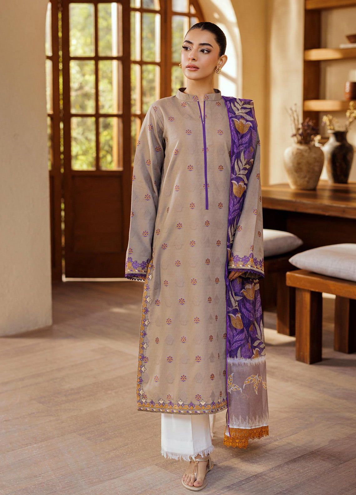 Amari by RajBari Embroidered Jacquard Lawn Suits Unstitched 3 Piece - RB25AHJ 07 Amari by RajBari Embroidered Jacquard Lawn Suits Unstitched 3 Piece - RB25AHJ 07