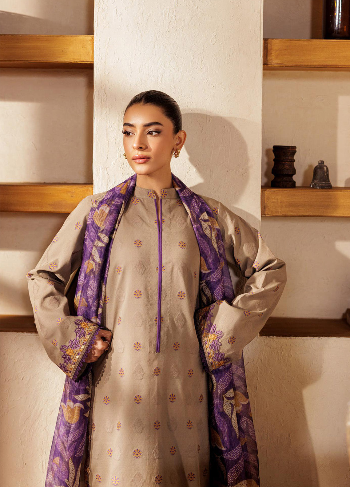 Amari by RajBari Embroidered Jacquard Lawn Suits Unstitched 3 Piece - RB25AHJ 07 Amari by RajBari Embroidered Jacquard Lawn Suits Unstitched 3 Piece - RB25AHJ 07