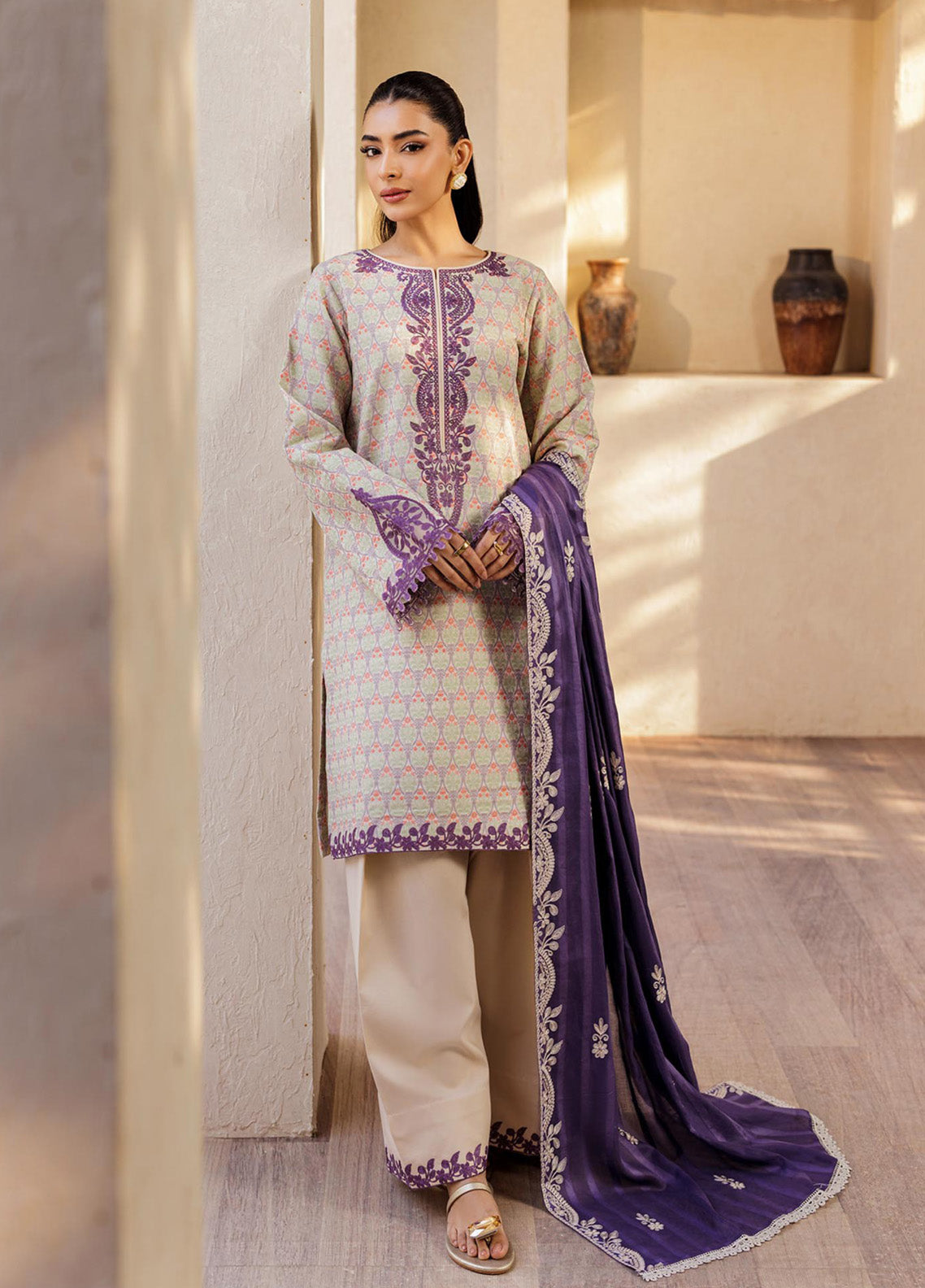 Amari by RajBari Embroidered Jacquard Lawn Suits Unstitched 3 Piece - RB25AHJ 11 Amari by RajBari Embroidered Jacquard Lawn Suits Unstitched 3 Piece - RB25AHJ 11
