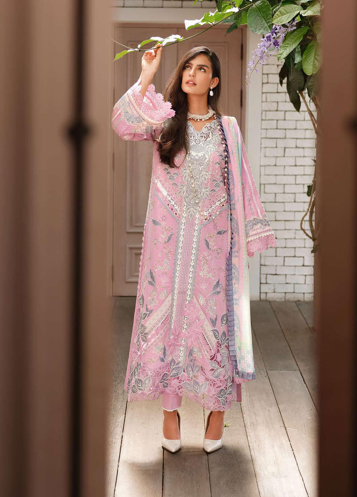 Amoi By Mushq Embroidered Lawn 3 Piece Unstitched Suit MQ26AHL D-08 ENDLESS LOVE Amoi By Mushq Embroidered Lawn 3 Piece Unstitched Suit MQ26AHL D-08 ENDLESS LOVE