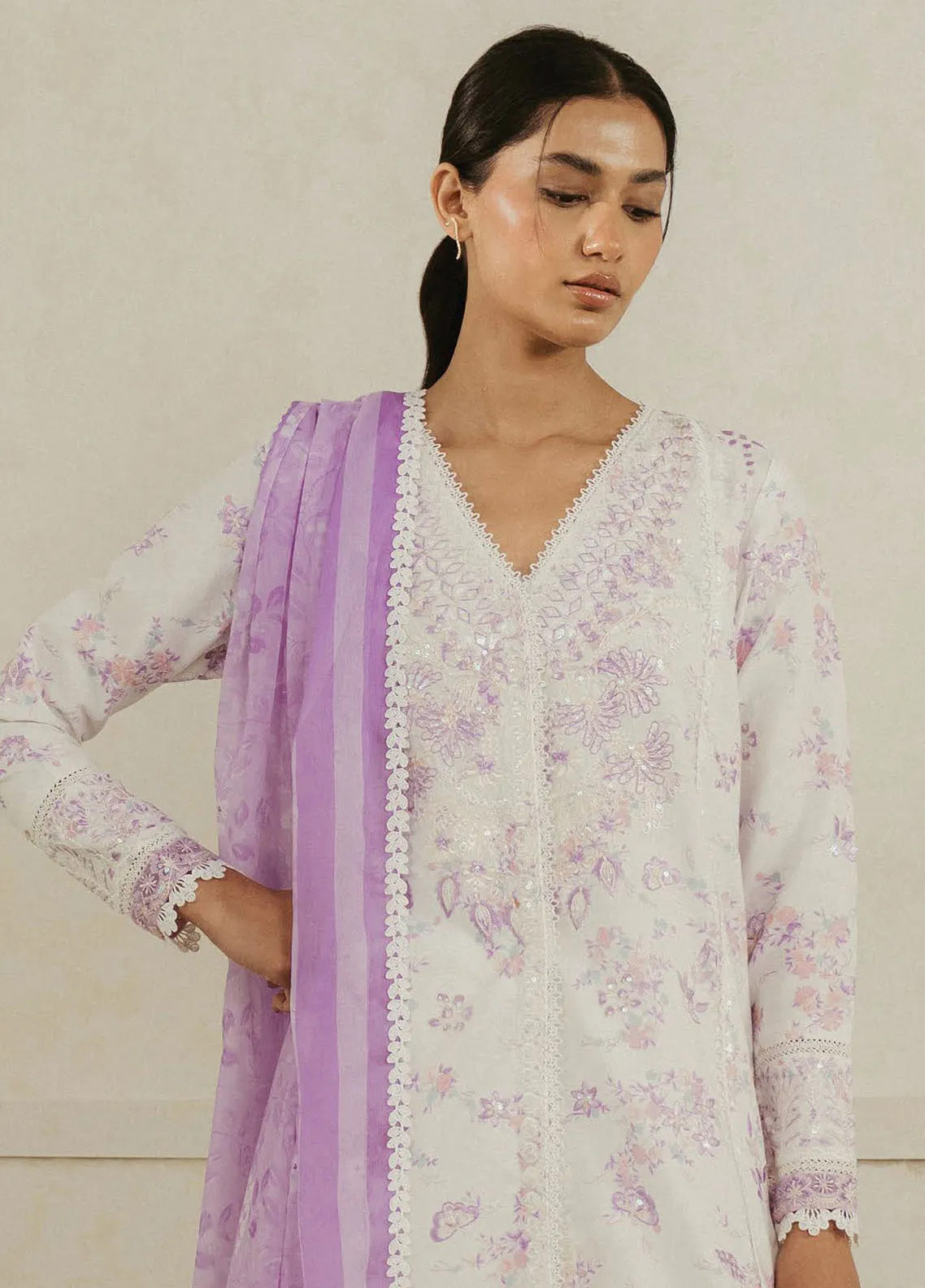 Amore by Ayzel Embroidered Lawn Suits Unstitched 3 Piece - AF25AA 01 AZURE Amore by Ayzel Embroidered Lawn Suits Unstitched 3 Piece - AF25AA 01 AZURE