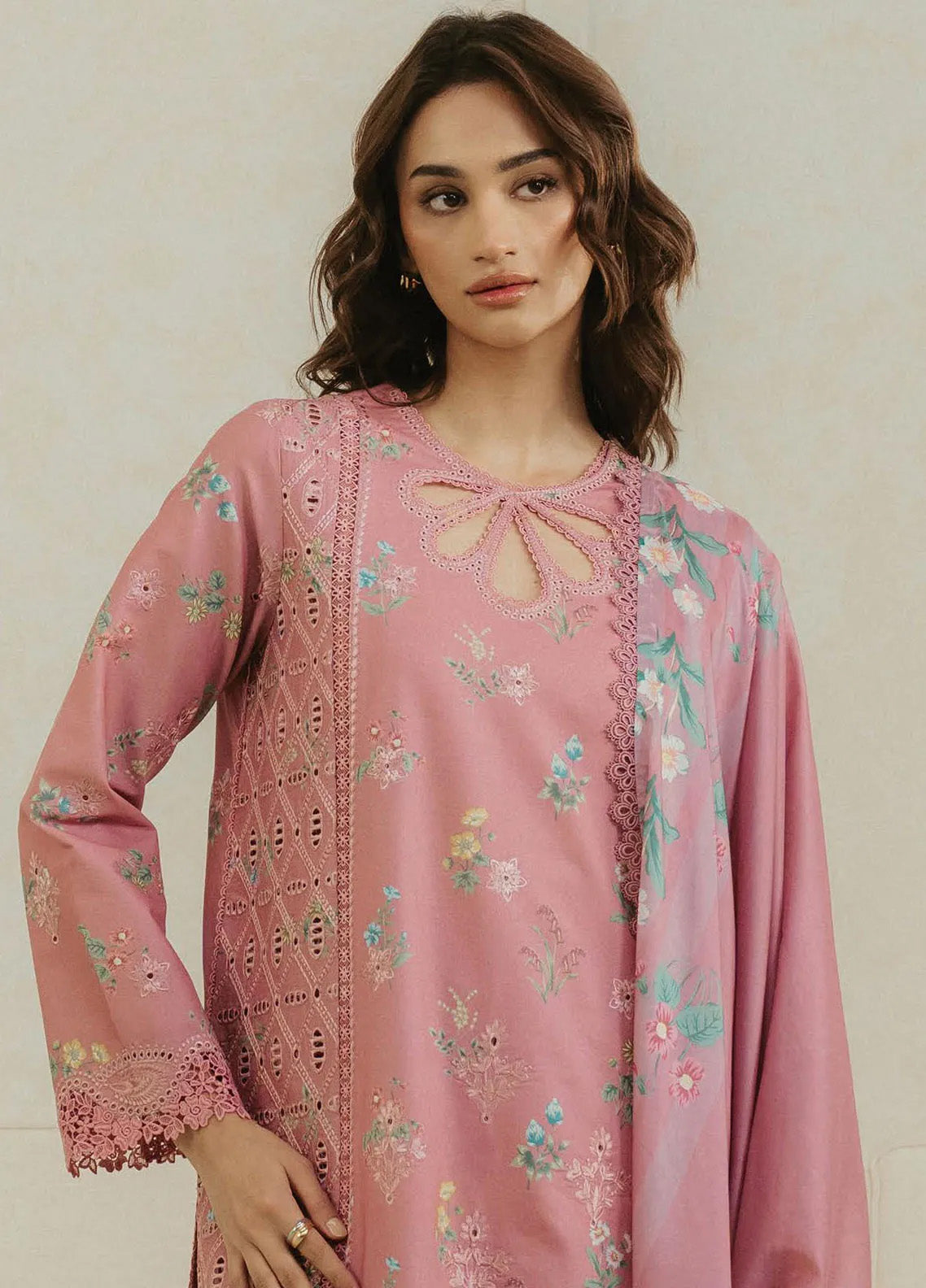 Amore by Ayzel Embroidered Lawn Suits Unstitched 3 Piece - AF25AA 04 GRACE Amore by Ayzel Embroidered Lawn Suits Unstitched 3 Piece - AF25AA 04 GRACE