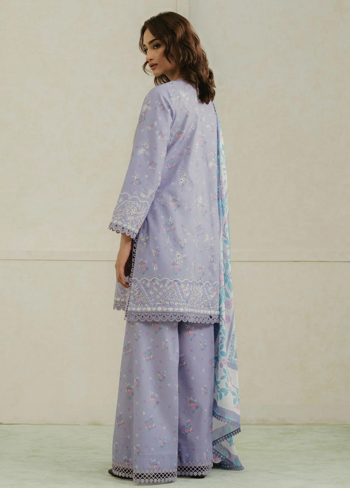 Amore by Ayzel Embroidered Lawn Suits Unstitched 3 Piece - AF25AA 05 AUBURN Amore by Ayzel Embroidered Lawn Suits Unstitched 3 Piece - AF25AA 05 AUBURN