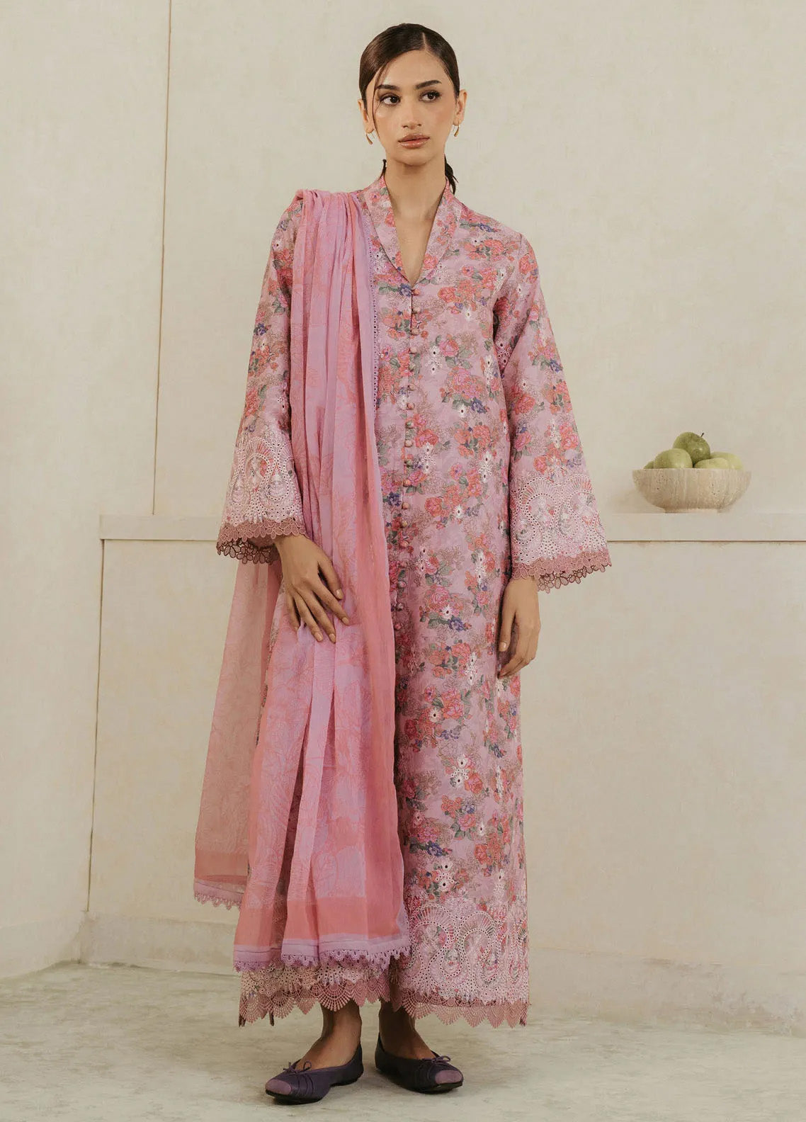 Amore by Ayzel Embroidered Lawn Suits Unstitched 3 Piece - AF25AA 08 ROSE Amore by Ayzel Embroidered Lawn Suits Unstitched 3 Piece - AF25AA 08 ROSE