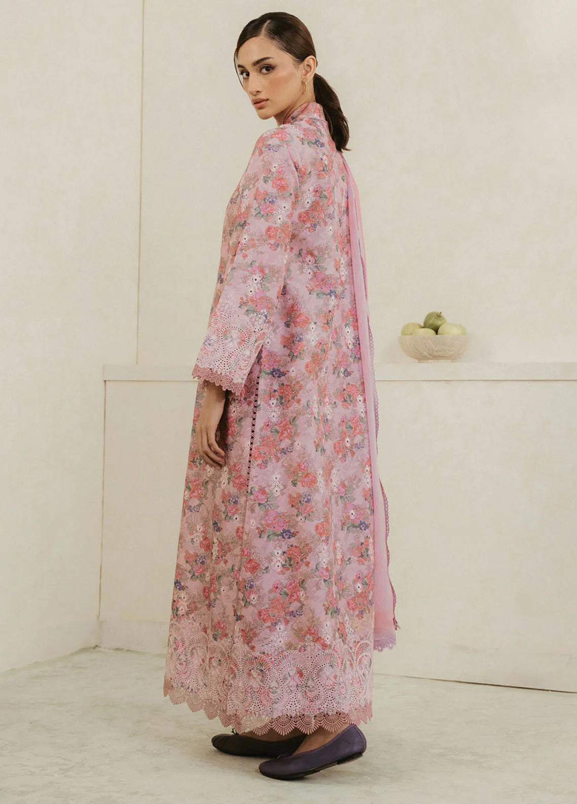Amore by Ayzel Embroidered Lawn Suits Unstitched 3 Piece - AF25AA 08 ROSE Amore by Ayzel Embroidered Lawn Suits Unstitched 3 Piece - AF25AA 08 ROSE