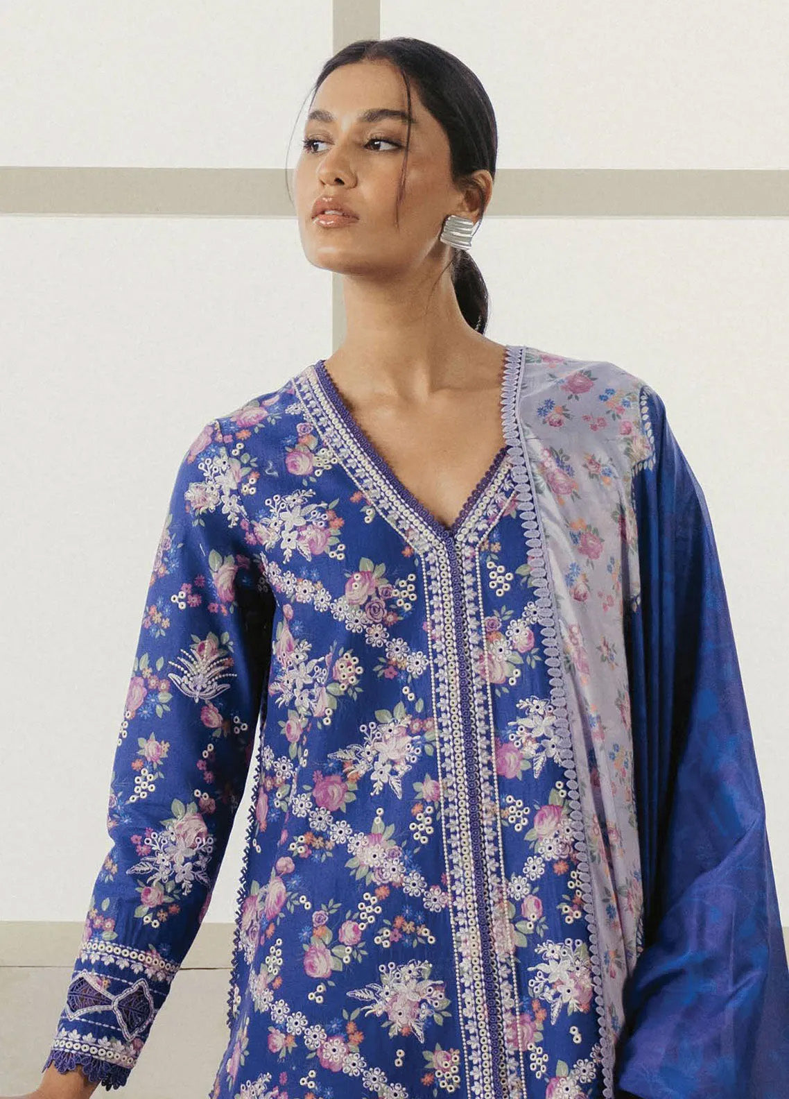 Amore by Ayzel Embroidered Lawn Suits Unstitched 3 Piece - AF25AA 09 CELETE Amore by Ayzel Embroidered Lawn Suits Unstitched 3 Piece - AF25AA 09 CELETE