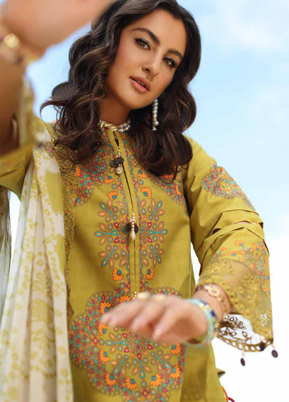 Aniiq By Charizma Embroidered Lawn 3 Piece Unstitched Suit CH26ALV1 D-01 Aniiq By Charizma Embroidered Lawn 3 Piece Unstitched Suit CH26ALV1 D-01