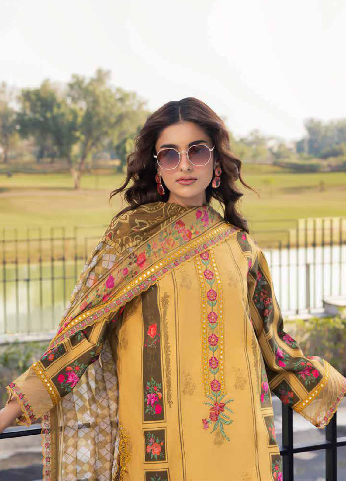 Aniiq By Charizma Embroidered Lawn 3 Piece Unstitched Suit CH26ALV1 D-03 Aniiq By Charizma Embroidered Lawn 3 Piece Unstitched Suit CH26ALV1 D-03