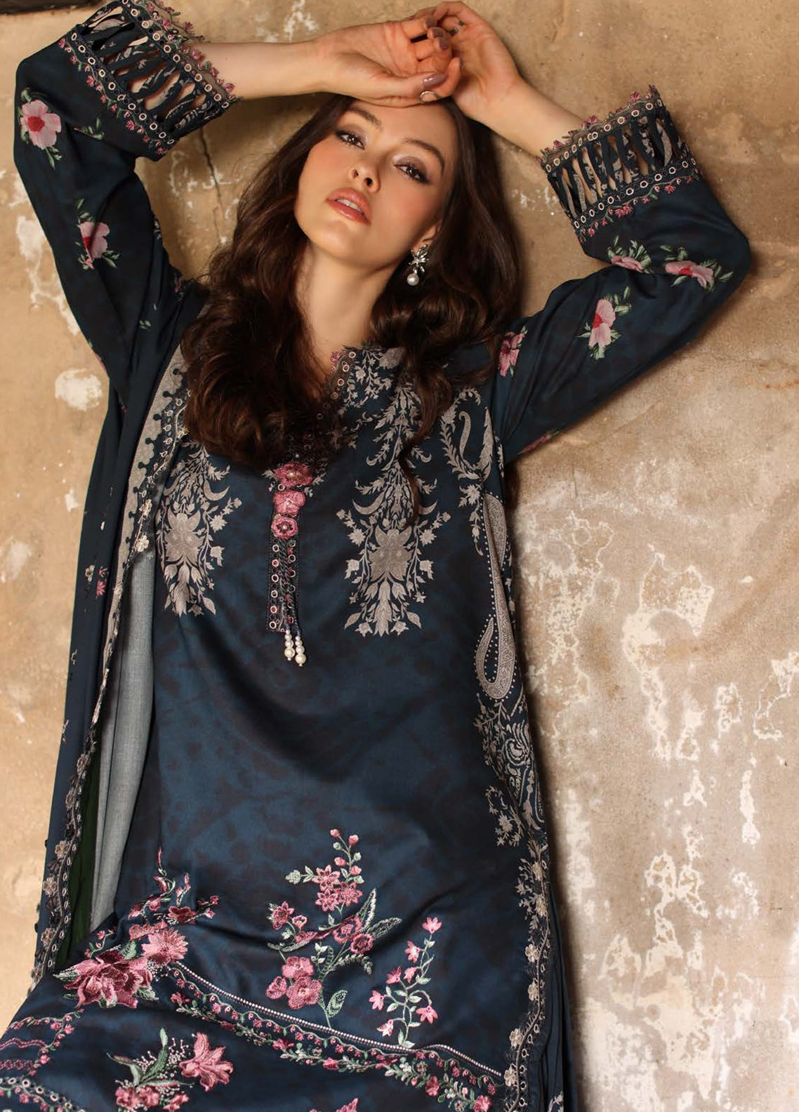 Aniiq By Charizma Embroidered Linen 3 Piece Unstitched Suit CH26AELV1 D-ANW7-01 Aniiq By Charizma Embroidered Linen 3 Piece Unstitched Suit CH26AELV1 D-ANW7-01