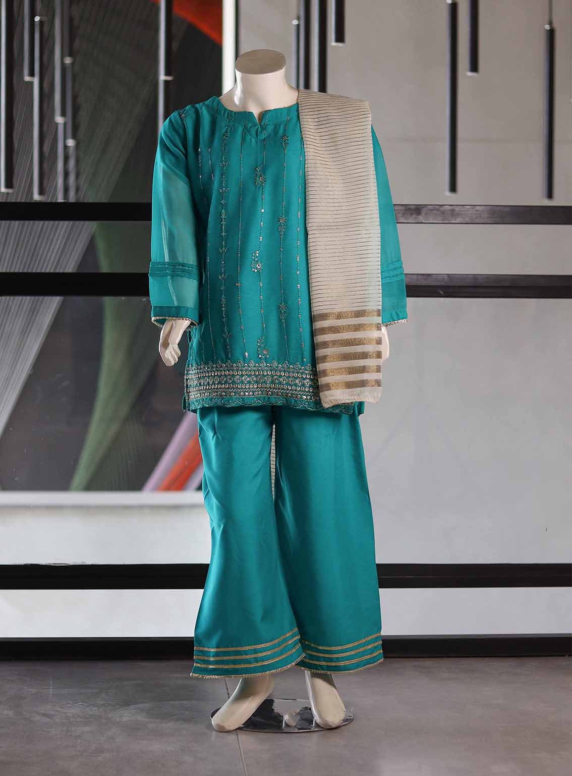 Aroob Fancy Embroidered Chiffon Suits Stitched 3 Piece - ARB25G 0120 GREEN Aroob Fancy Embroidered Chiffon Suits Stitched 3 Piece - ARB25G 0120 GREEN