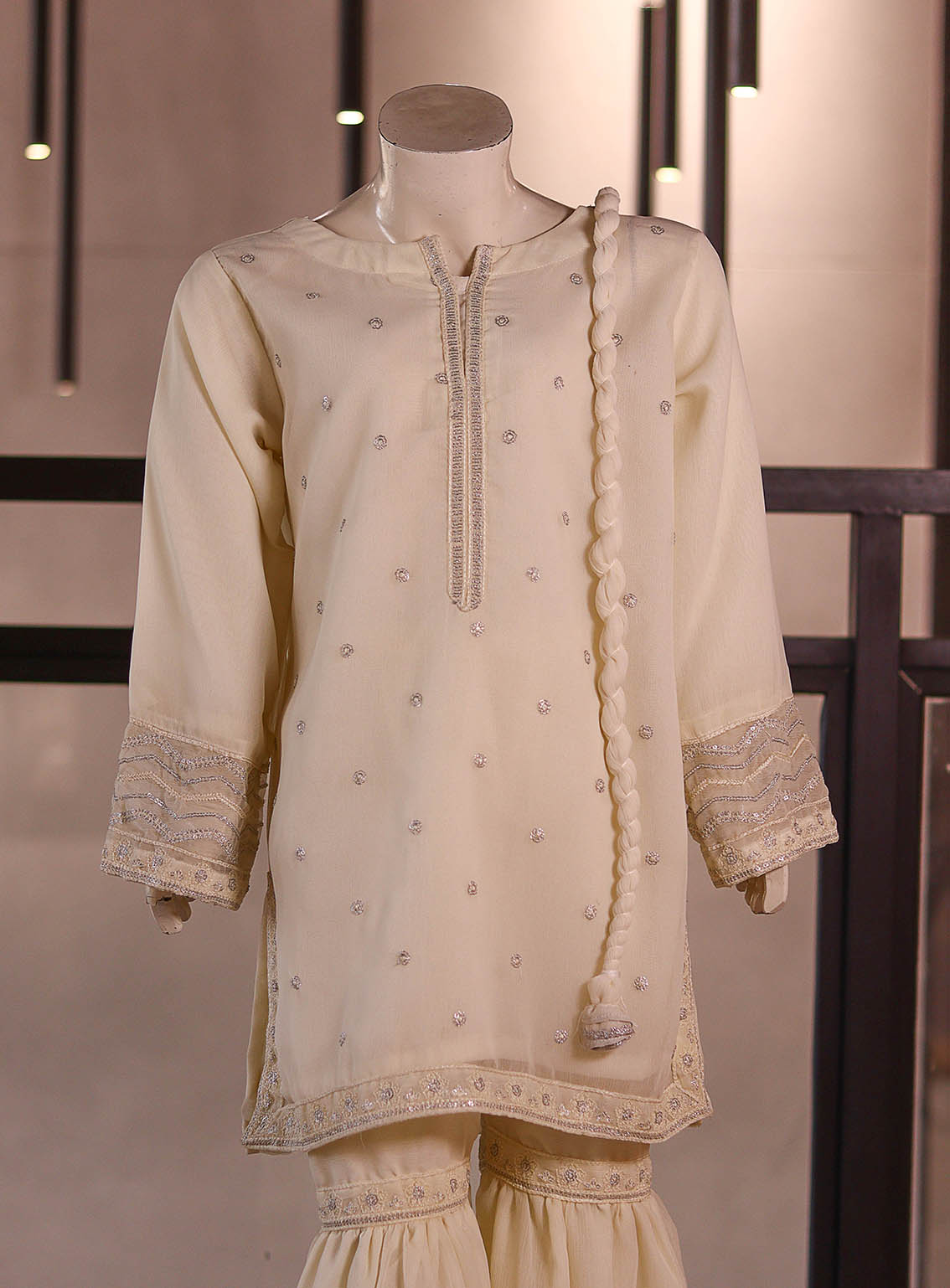 Aroob Fancy Embroidered Chiffon Suits Stitched 3 Piece - ARB25G 0204 CREAM Aroob Fancy Embroidered Chiffon Suits Stitched 3 Piece - ARB25G 0204 CREAM