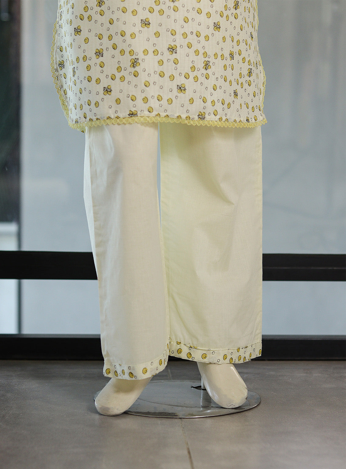 Aroob Fancy Embroidered Cotton Suits Stitched 3 Piece - ARB25G 0085 Aroob Fancy Embroidered Cotton Suits Stitched 3 Piece - ARB25G 0085