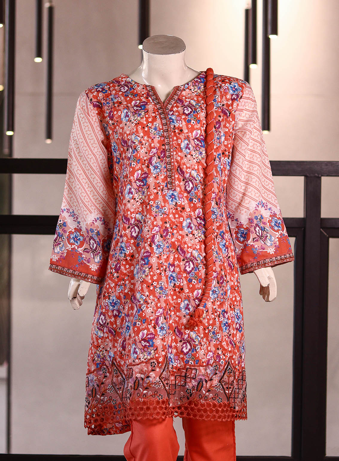 Aroob Fancy Embroidered Lawn Suits Stitched 3 Piece - ARB25G 0162 ORANGE Aroob Fancy Embroidered Lawn Suits Stitched 3 Piece - ARB25G 0162 ORANGE
