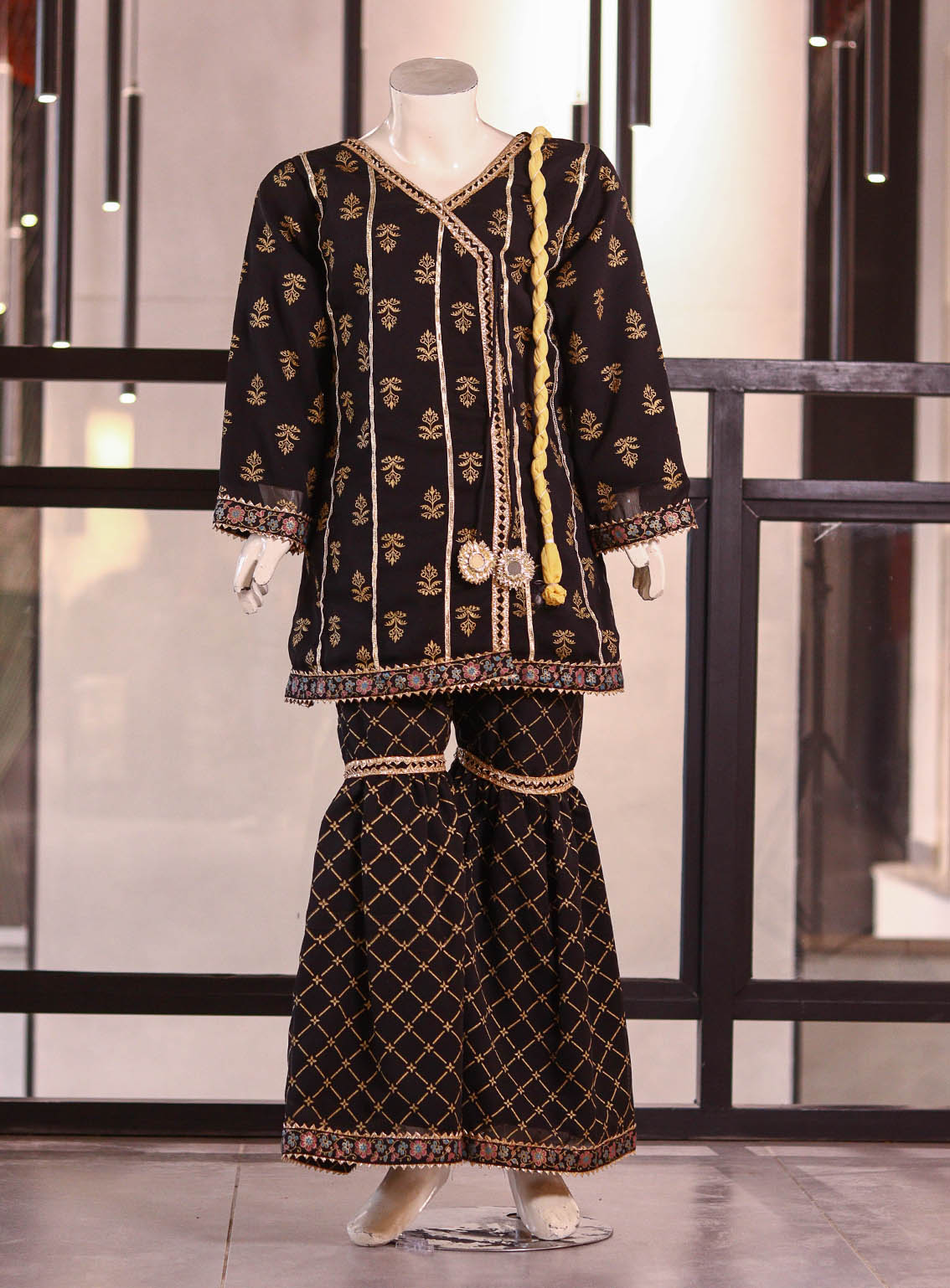 Aroob Fancy Embroidered Organza Suits Stitched 3 Piece - ARB25G 0187 BLACK Aroob Fancy Embroidered Organza Suits Stitched 3 Piece - ARB25G 0187 BLACK