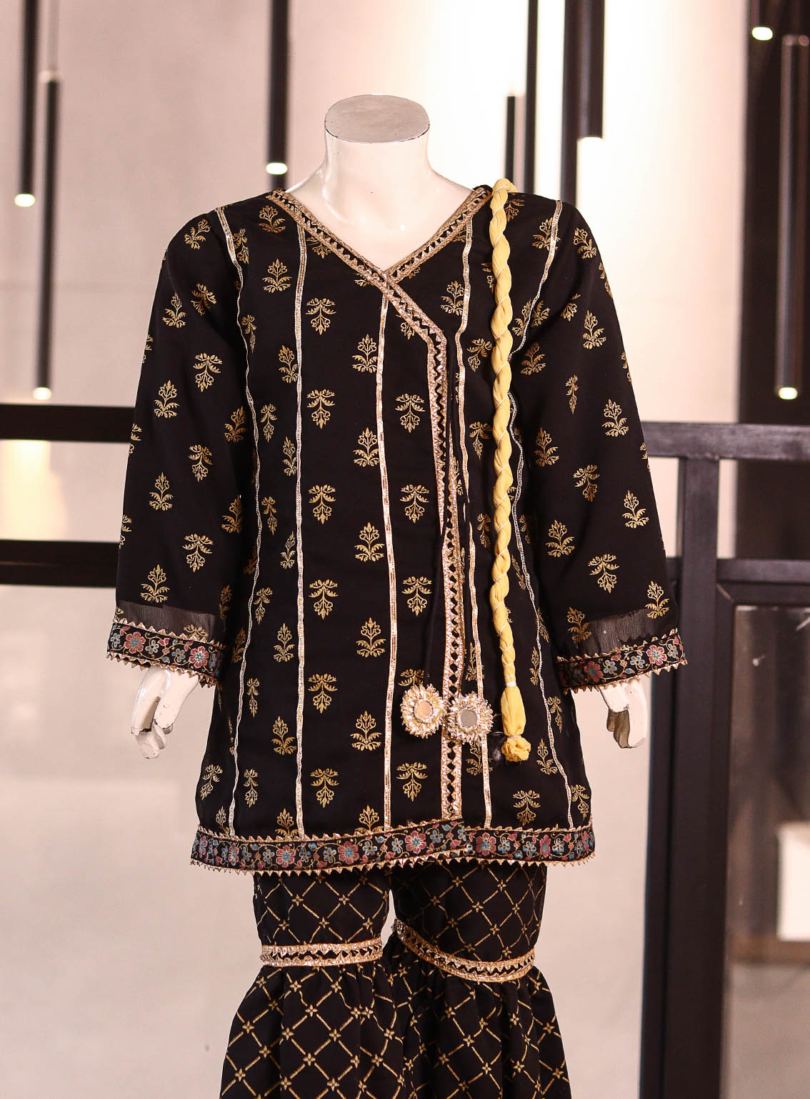 Aroob Fancy Embroidered Organza Suits Stitched 3 Piece - ARB25G 0187 BLACK Aroob Fancy Embroidered Organza Suits Stitched 3 Piece - ARB25G 0187 BLACK