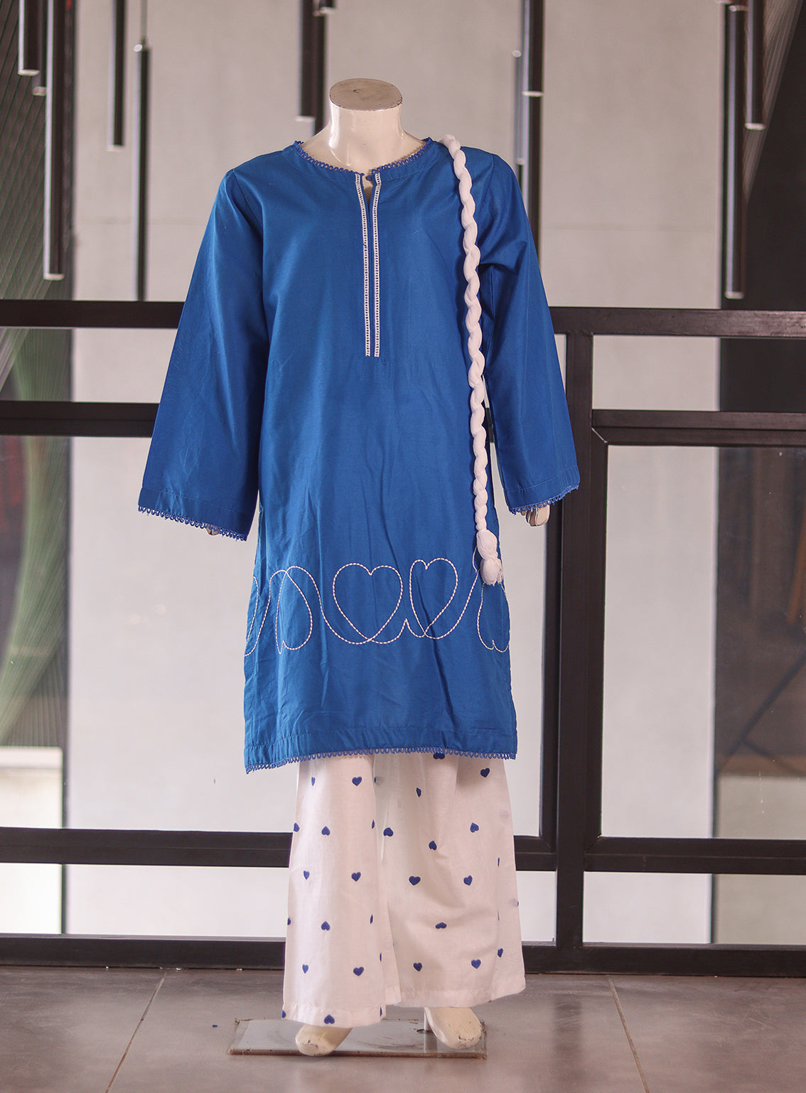 Aroob Embroidered Lawn Stitched 3 Piece Suit For Girls ARB26G D-0278-BL Aroob Embroidered Lawn Stitched 3 Piece Suit For Girls ARB26G D-0278-BL