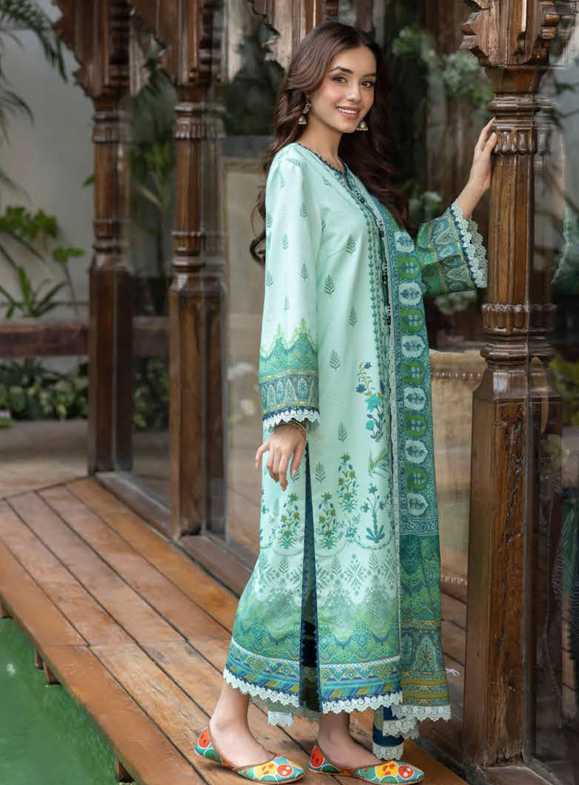 Asim Jofa Printed Lawn Suits Unstitched 3 Piece - AJ24BP AJGB-03 Asim Jofa Printed Lawn Suits Unstitched 3 Piece - AJ24BP AJGB-03