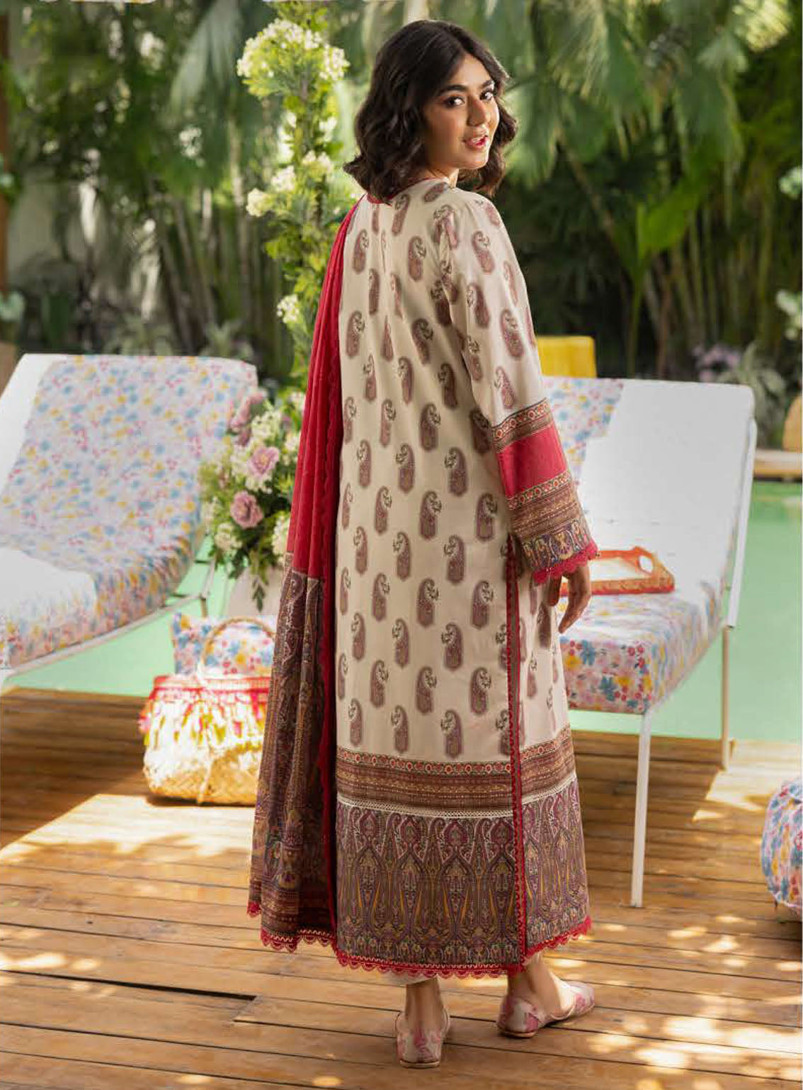 Asim Jofa Printed Lawn Suits Unstitched 3 Piece - AJ24BP AJGB-07 Asim Jofa Printed Lawn Suits Unstitched 3 Piece - AJ24BP AJGB-07