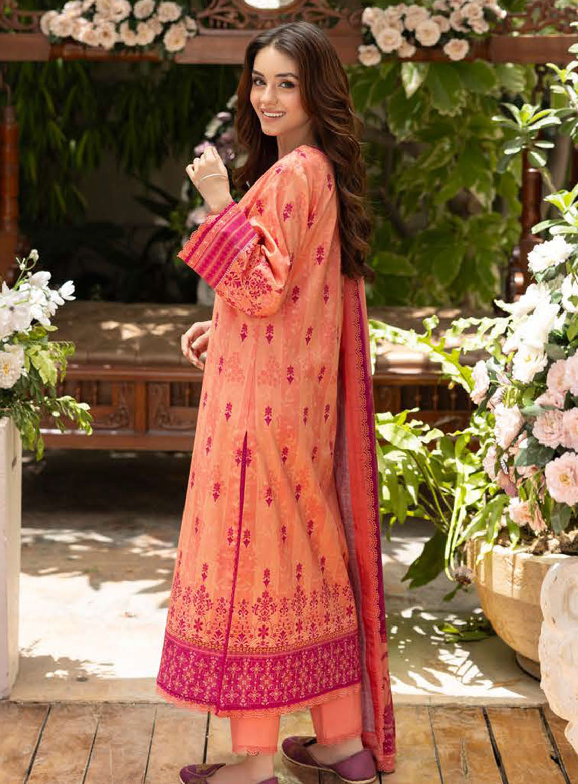 Asim Jofa Printed Lawn Suits Unstitched 3 Piece - AJ24BP AJGB-12 Asim Jofa Printed Lawn Suits Unstitched 3 Piece - AJ24BP AJGB-12