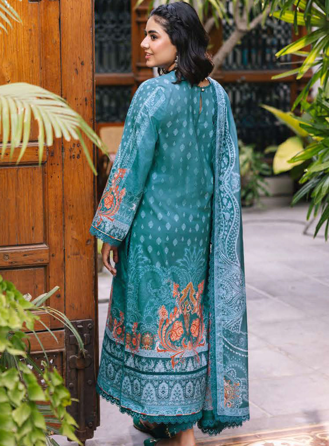 Asim Jofa Printed Lawn Suits Unstitched 3 Piece - AJ24BP AJGB-18 Asim Jofa Printed Lawn Suits Unstitched 3 Piece - AJ24BP AJGB-18