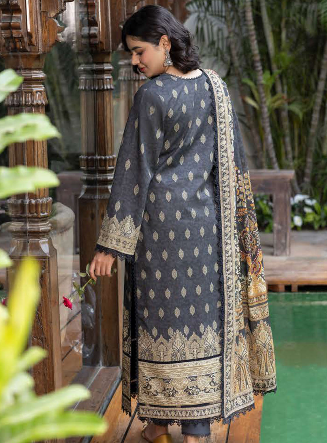 Asim Jofa Printed Lawn Suits Unstitched 3 Piece - AJ24BP AJGB-20 Asim Jofa Printed Lawn Suits Unstitched 3 Piece - AJ24BP AJGB-20