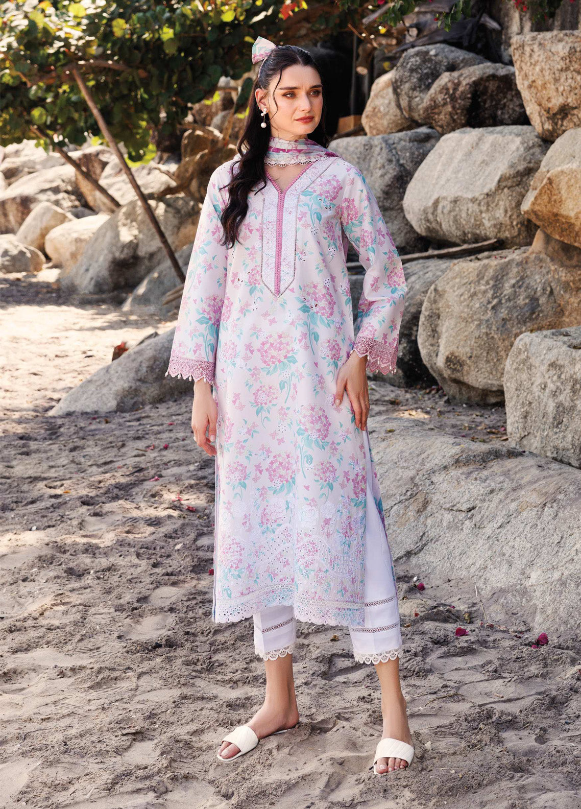 Aurea by Farasha Embroidered Lawn Suits Unstitched 3 Piece - FSH25AEL 02 BLOSSOM MIST Aurea by Farasha Embroidered Lawn Suits Unstitched 3 Piece - FSH25AEL 02 BLOSSOM MIST