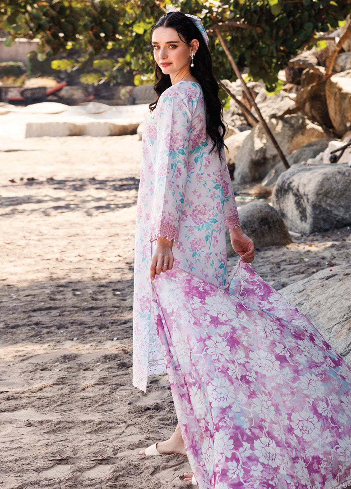 Aurea by Farasha Embroidered Lawn Suits Unstitched 3 Piece - FSH25AEL 02 BLOSSOM MIST Aurea by Farasha Embroidered Lawn Suits Unstitched 3 Piece - FSH25AEL 02 BLOSSOM MIST