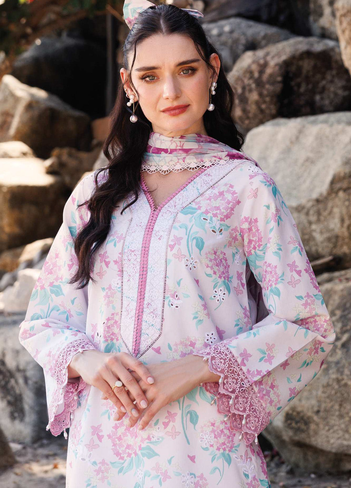 Aurea by Farasha Embroidered Lawn Suits Unstitched 3 Piece - FSH25AEL 02 BLOSSOM MIST Aurea by Farasha Embroidered Lawn Suits Unstitched 3 Piece - FSH25AEL 02 BLOSSOM MIST