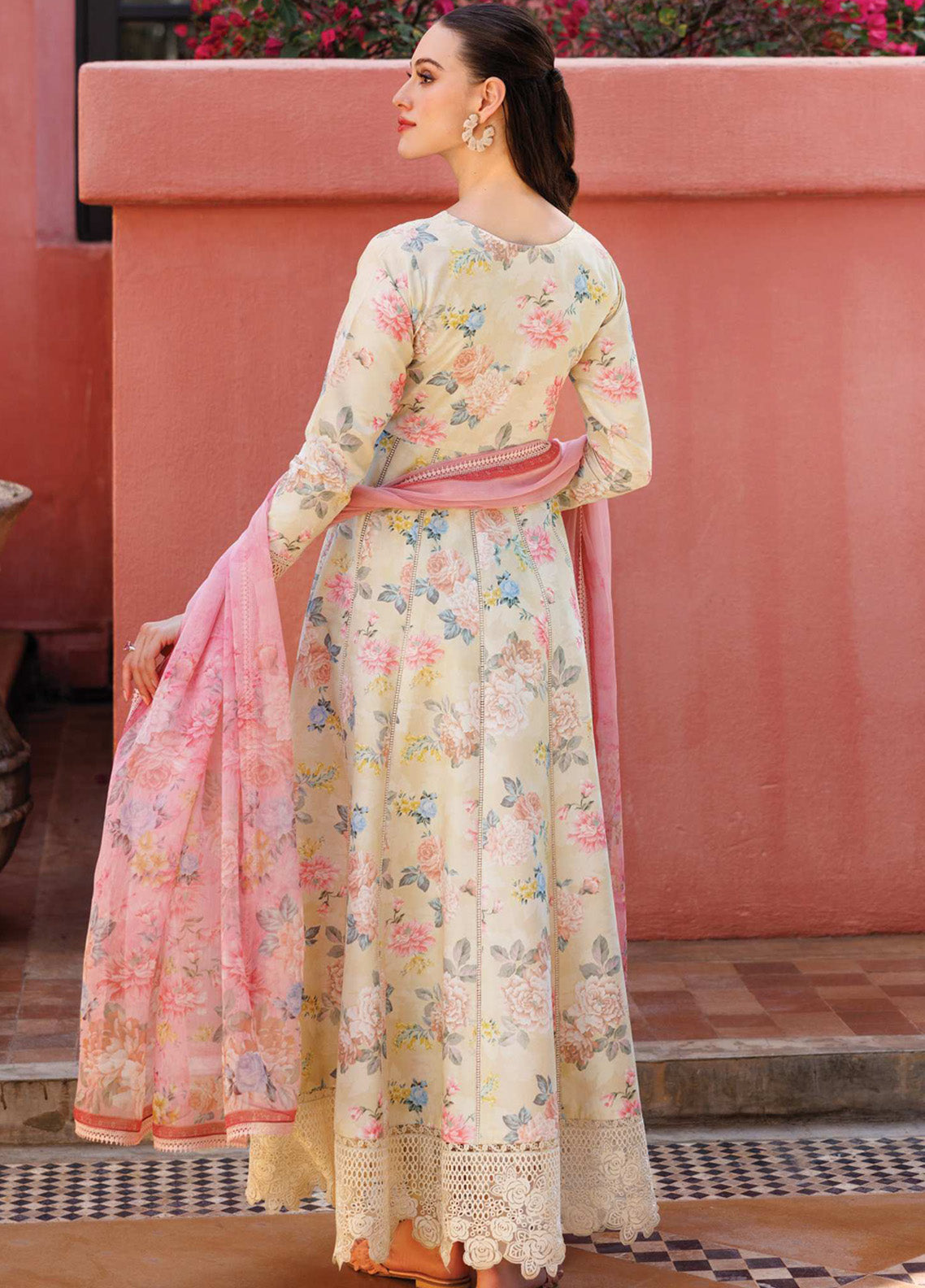 Aurea by Farasha Embroidered Lawn Suits Unstitched 3 Piece - FSH25AEL 06 MEADOW BLUSH Aurea by Farasha Embroidered Lawn Suits Unstitched 3 Piece - FSH25AEL 06 MEADOW BLUSH