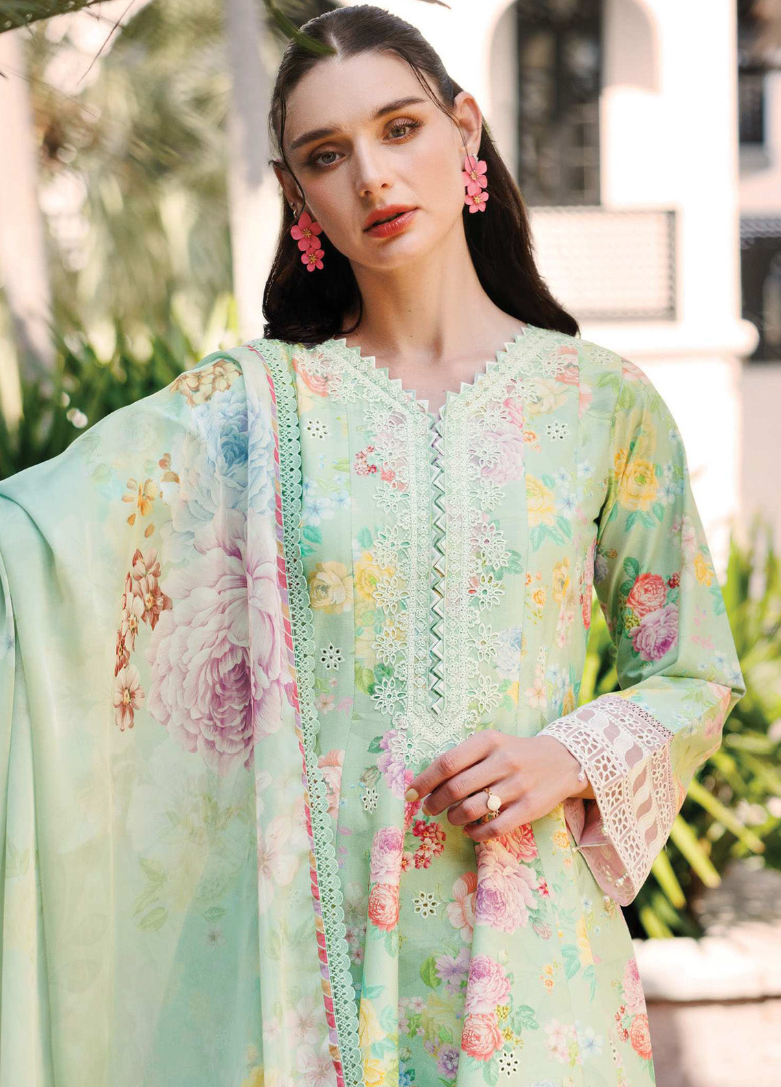 Aurea by Farasha Embroidered Lawn Suits Unstitched 3 Piece - FSH25AEL 12 MINT DEW Aurea by Farasha Embroidered Lawn Suits Unstitched 3 Piece - FSH25AEL 12 MINT DEW