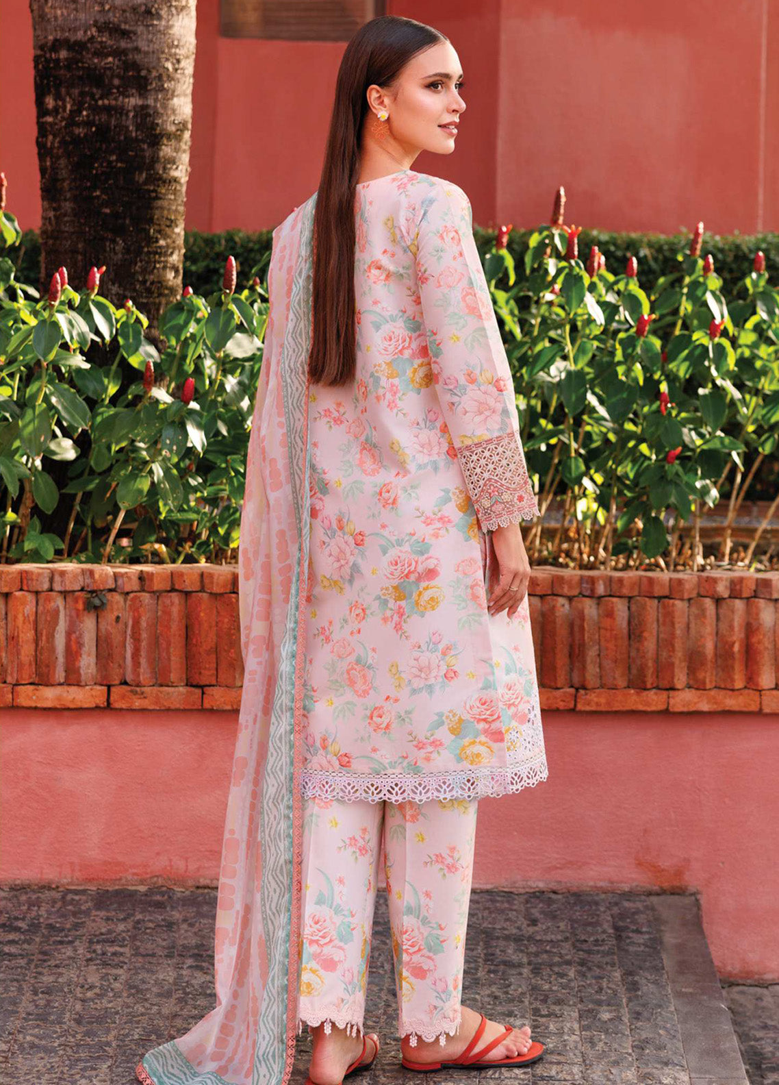 Aurea by Farasha Embroidered Lawn Suits Unstitched 3 Piece - FSH25AEL 14 PEACH GLOW Aurea by Farasha Embroidered Lawn Suits Unstitched 3 Piece - FSH25AEL 14 PEACH GLOW