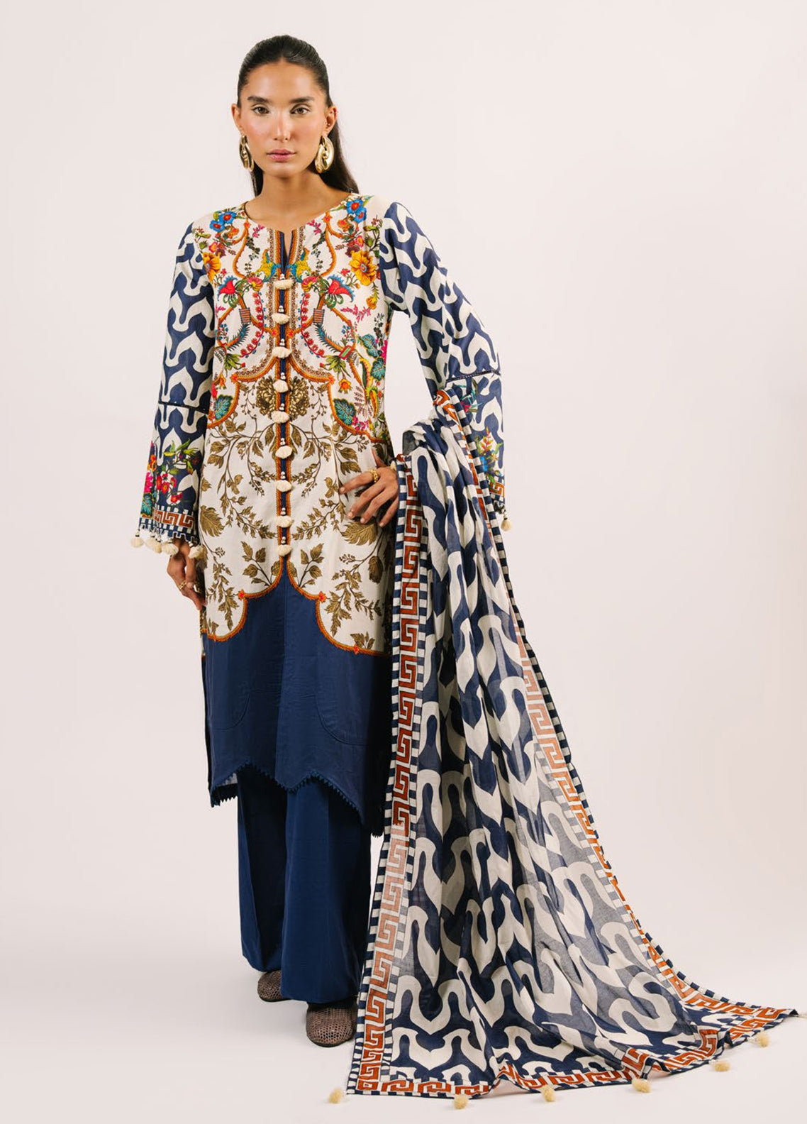 Autumn Parade By Gul Ahmed Printed Cotton 3 Piece Unstitched Suit GA26APMS D-CBN-62024 Autumn Parade By Gul Ahmed Printed Cotton 3 Piece Unstitched Suit GA26APMS D-CBN-62024