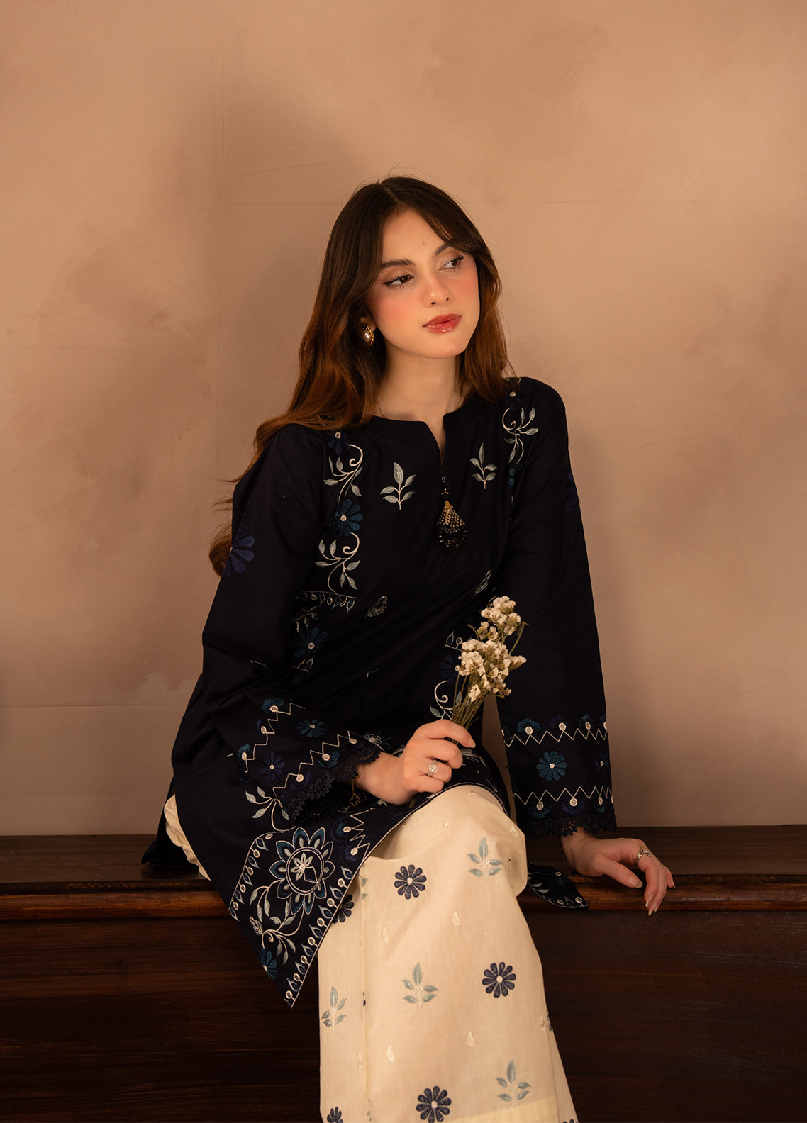 Ayaane By Amani Pret Printed Lawn 2 Piece Stitched Shirt Trouser AP26AP D-AY-1094 NOORAYNE Navy White - Detail Ayaane By Amani Pret Printed Lawn 2 Piece Stitched Shirt Trouser AP26AP D-AY-1094 NOORAYNE Navy White - Detail