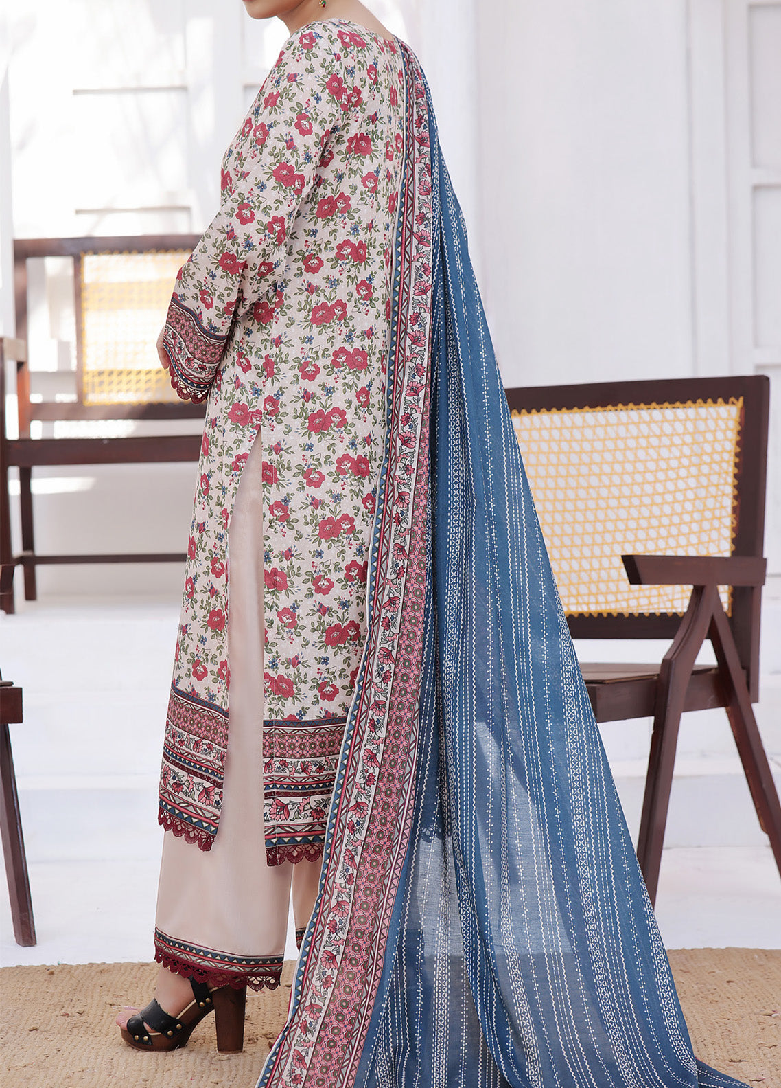 Ayesha Alishba by VS Textile Printed Lawn Suits Unstitched 3 Piece - VS25AA 599 Ayesha Alishba by VS Textile Printed Lawn Suits Unstitched 3 Piece - VS25AA 599