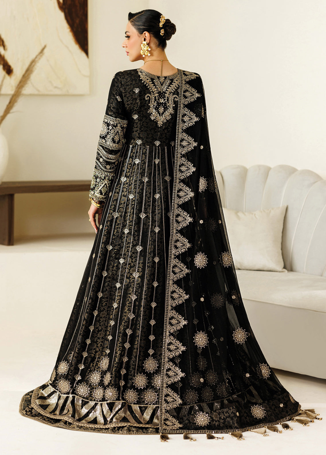 Aymal By Alizeh Fashion Handcrafted Bamber Chiffon 3 Piece Unstitched Suit AF26AHBC D-AF-BHM-4073 BLANC Aymal By Alizeh Fashion Handcrafted Bamber Chiffon 3 Piece Unstitched Suit AF26AHBC D-AF-BHM-4073 BLANC