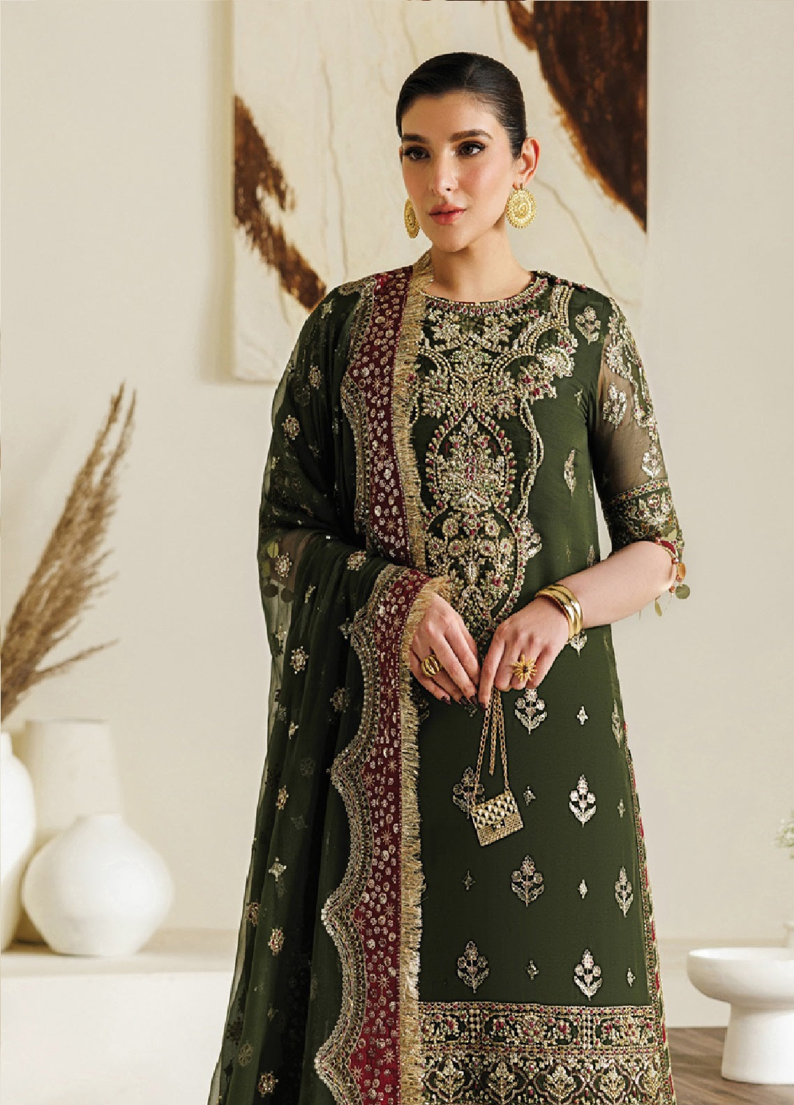 Aymal By Alizeh Fashion Handcrafted Bamber Chiffon 3 Piece Unstitched Suit AF26AHBC D-AF-BHM-4075 HYAN Aymal By Alizeh Fashion Handcrafted Bamber Chiffon 3 Piece Unstitched Suit AF26AHBC D-AF-BHM-4075 HYAN