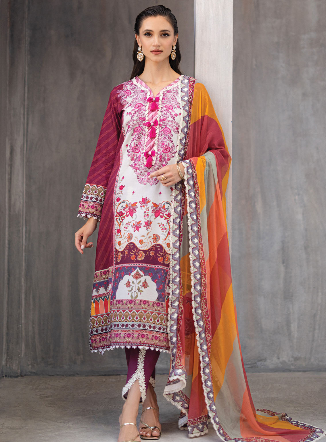 Azalea By Roheenaz Printed Lawn Suits Unstitched 3 Piece - RNZ24APL RNZ-05B Azalea By Roheenaz Printed Lawn Suits Unstitched 3 Piece - RNZ24APL RNZ-05B