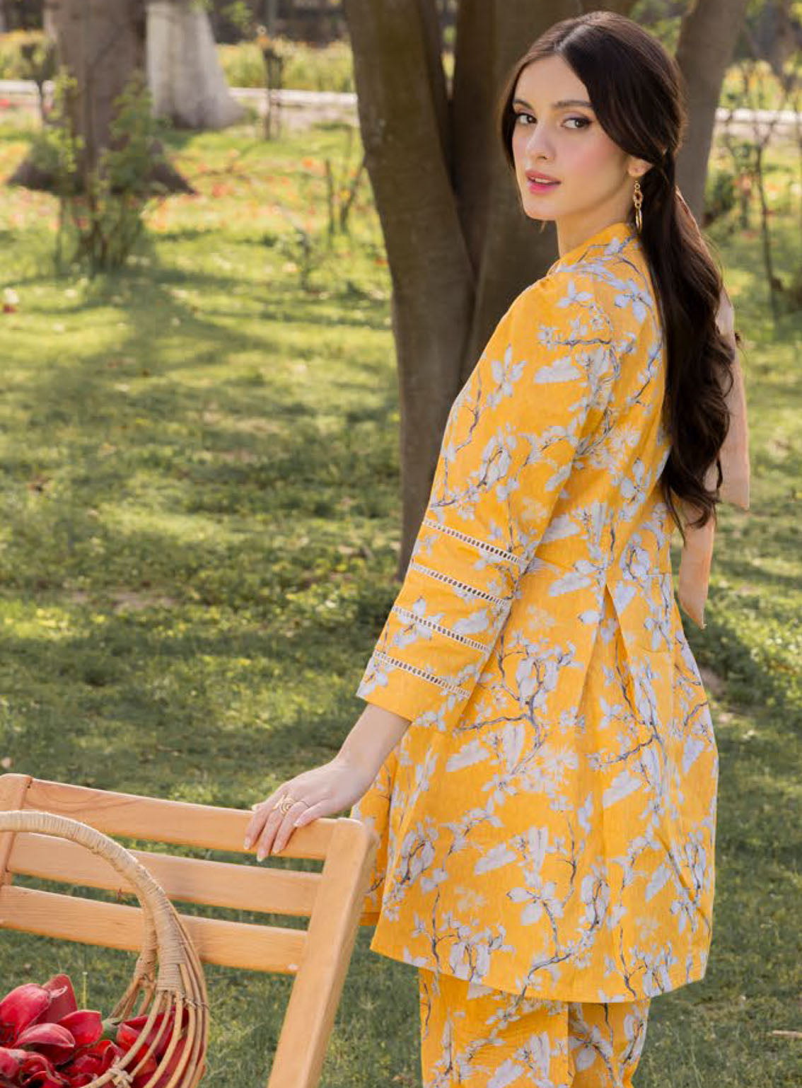 Bage-e-Gul By Gul Ahmed Printed Lawn Unstitched Kurti - GA24BG SL-42083 Bage-e-Gul By Gul Ahmed Printed Lawn Unstitched Kurti - GA24BG SL-42083