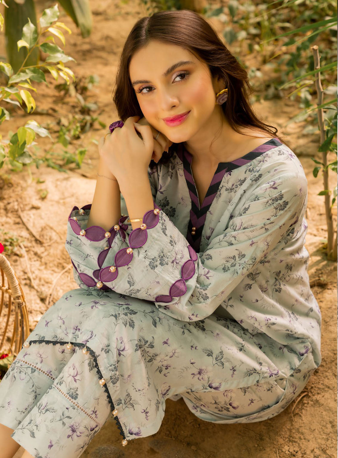 Bage-e-Gul By Gul Ahmed Printed Lawn Unstitched Kurti - GA24BG SL-42085 Bage-e-Gul By Gul Ahmed Printed Lawn Unstitched Kurti - GA24BG SL-42085