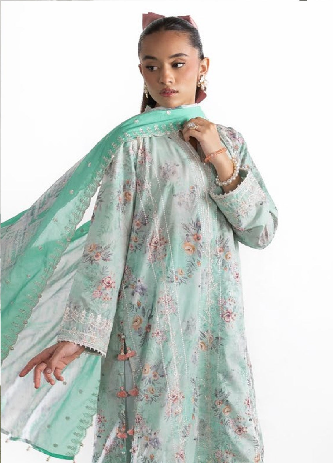 Bagheecha By Gul Ahmed Embroidered Lawn 3 Piece Unstitched Suit GA26BS D-CL-62319 Bagheecha By Gul Ahmed Embroidered Lawn 3 Piece Unstitched Suit GA26BS D-CL-62319