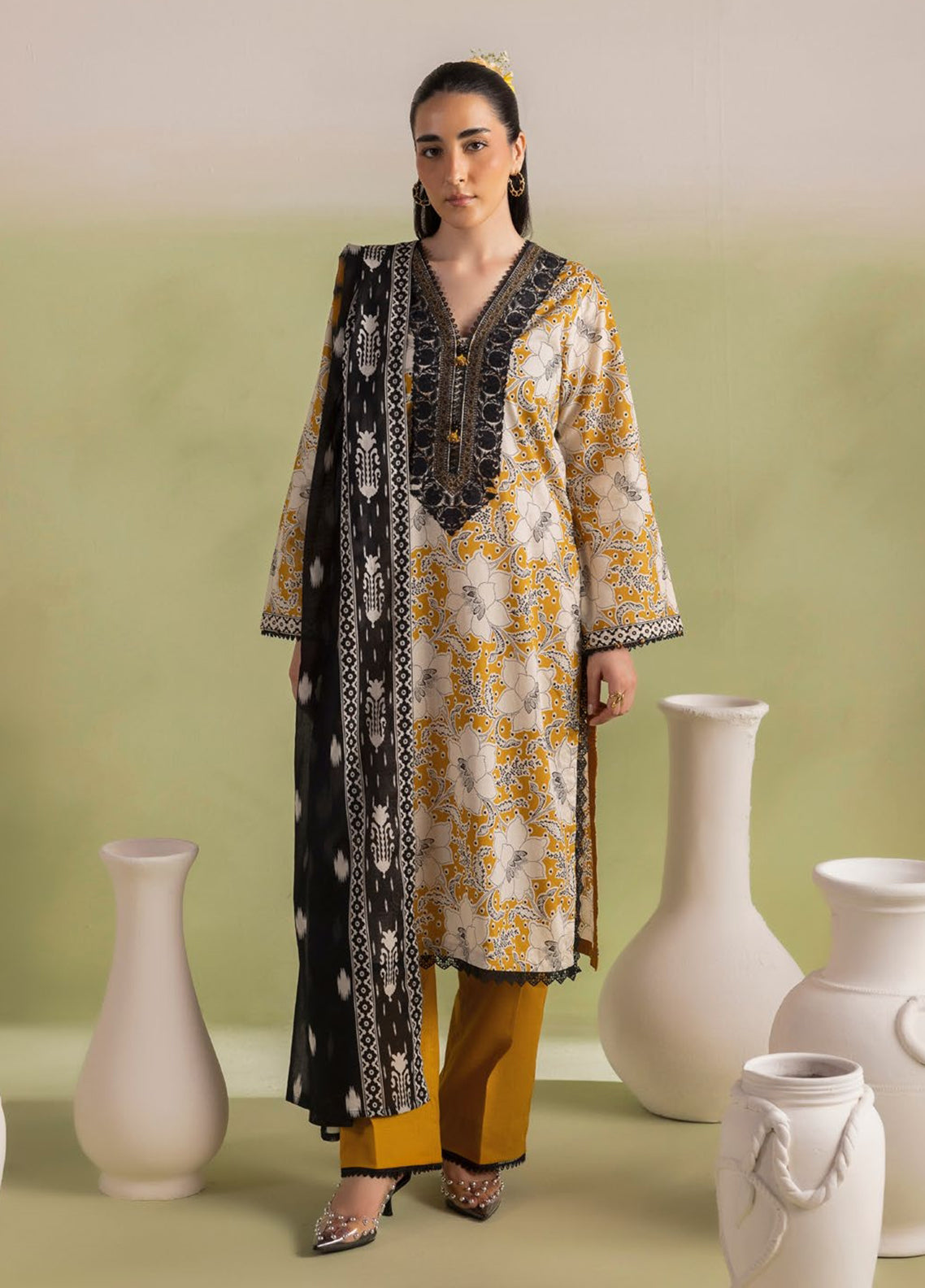 Bagheecha By Gul Ahmed Embroidered Lawn 3 Piece Unstitched Suit GA26BS D-CL-62342 Bagheecha By Gul Ahmed Embroidered Lawn 3 Piece Unstitched Suit GA26BS D-CL-62342
