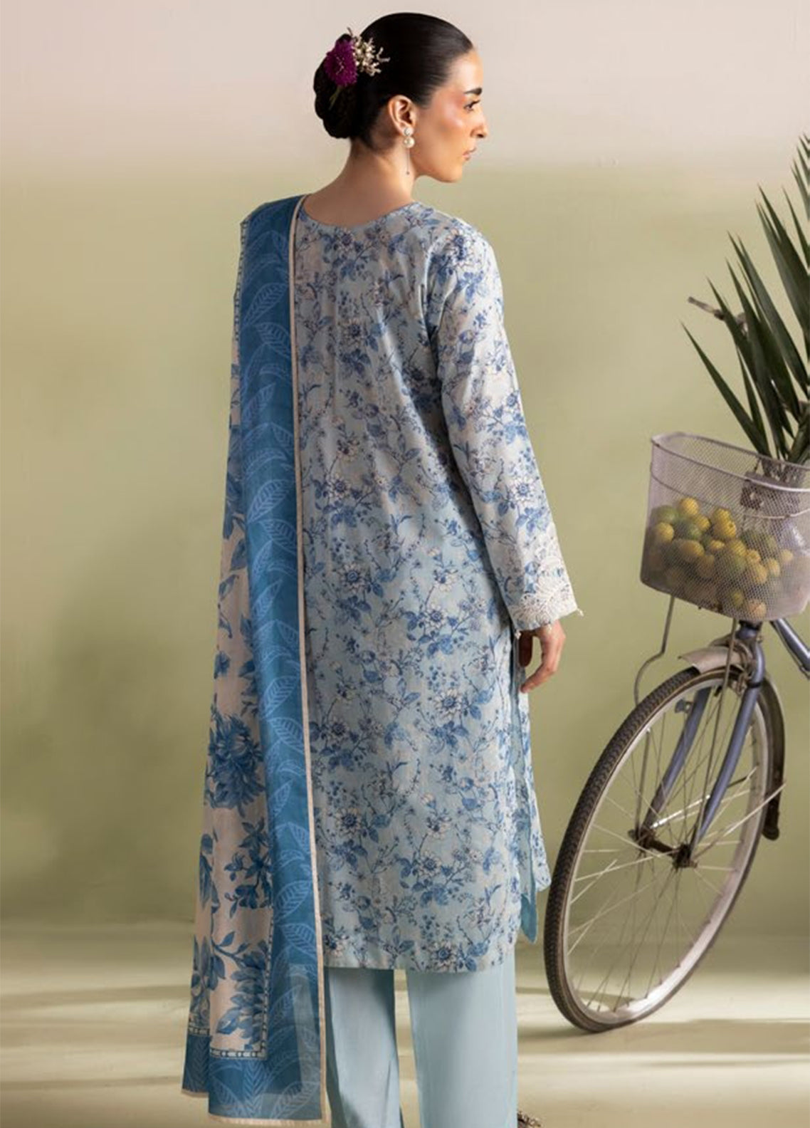 Bagheecha By Gul Ahmed Embroidered Lawn 3 Piece Unstitched Suit GA26BS D-CL-62447 Bagheecha By Gul Ahmed Embroidered Lawn 3 Piece Unstitched Suit GA26BS D-CL-62447