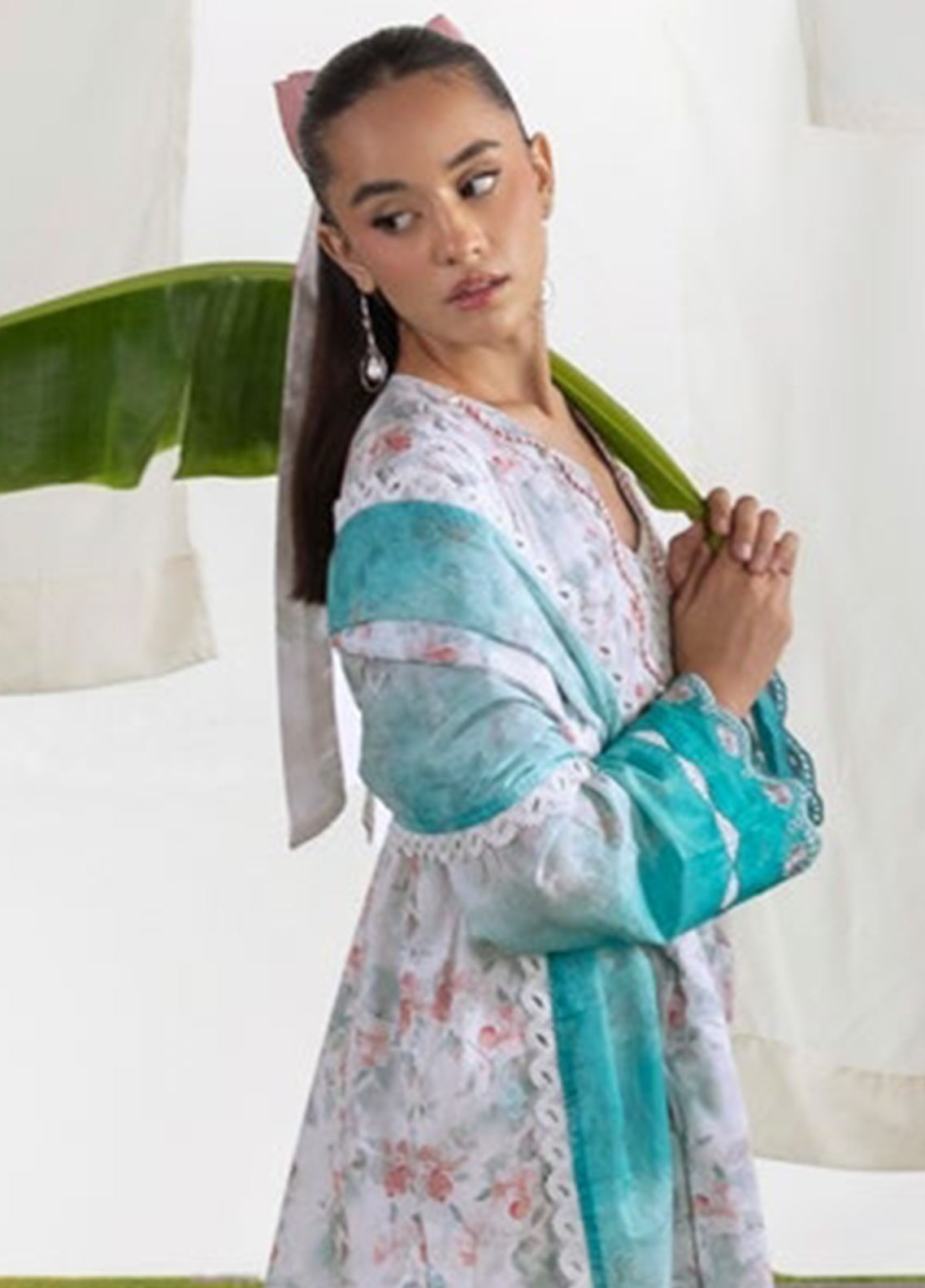 Bagheecha By Gul Ahmed Embroidered Lawn 3 Piece Unstitched Suit GA26BS D-CL-62452 Bagheecha By Gul Ahmed Embroidered Lawn 3 Piece Unstitched Suit GA26BS D-CL-62452